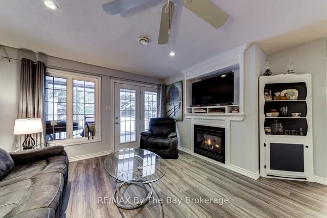 65 MEADOW Lane, Wasaga Beach 5