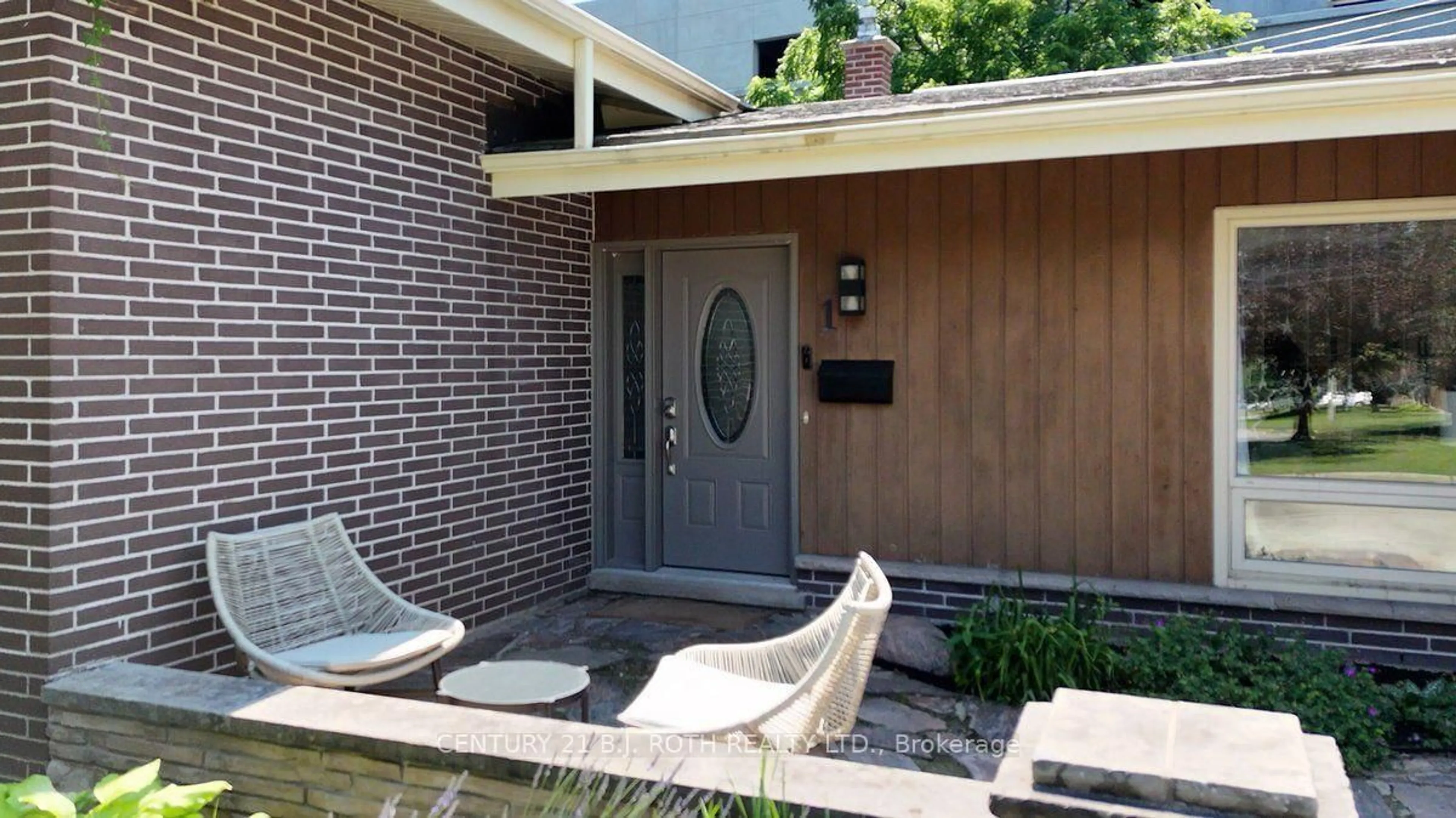 Home with brick exterior material, street for 1 Ottaway Ave, Barrie Ontario L4M 2W6