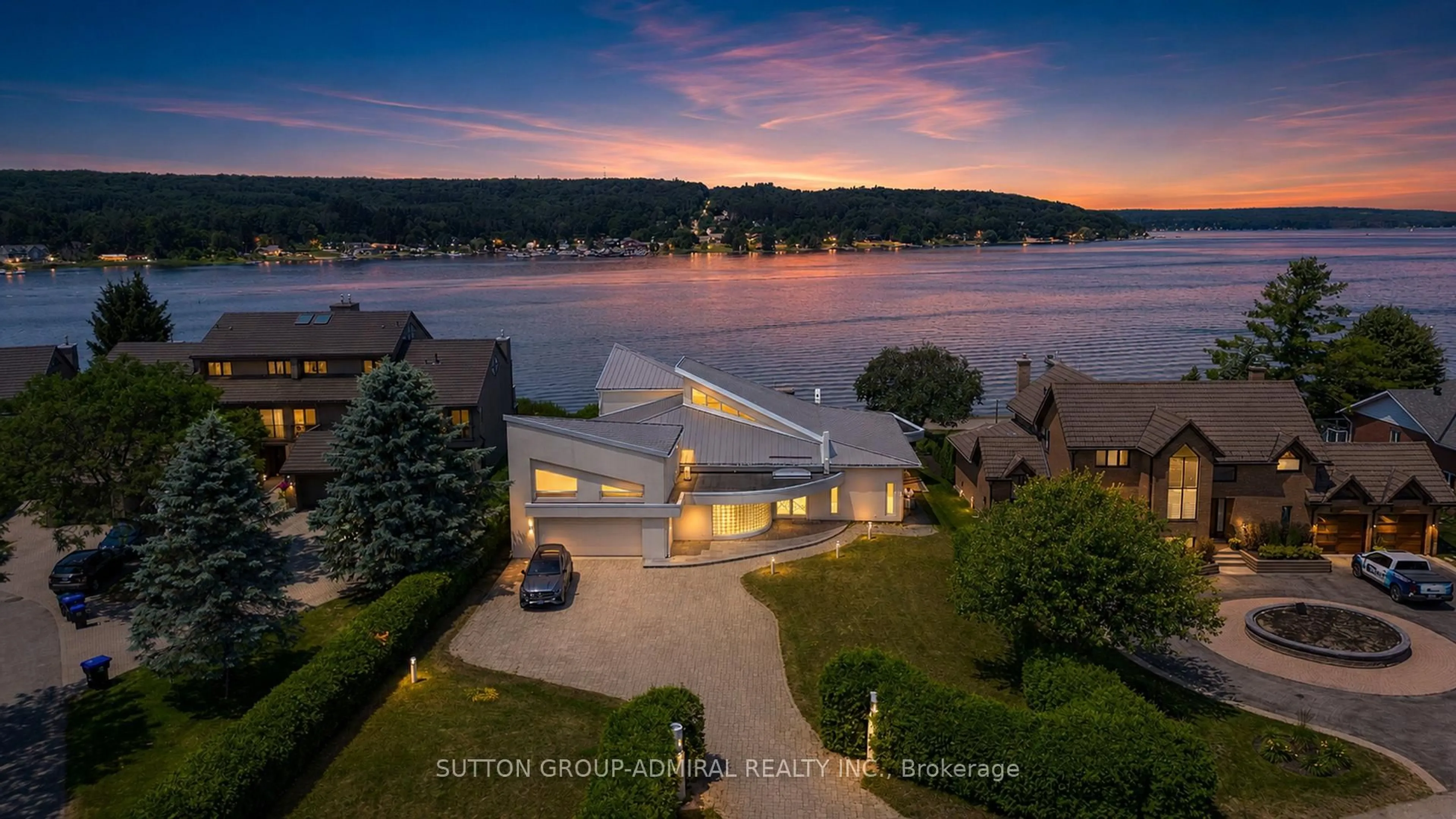 A pic from outside/outdoor area/front of a property/back of a property/a pic from drone, water/lake/river/ocean view for 10 Beck Blvd, Penetanguishene Ontario L9M 1C3