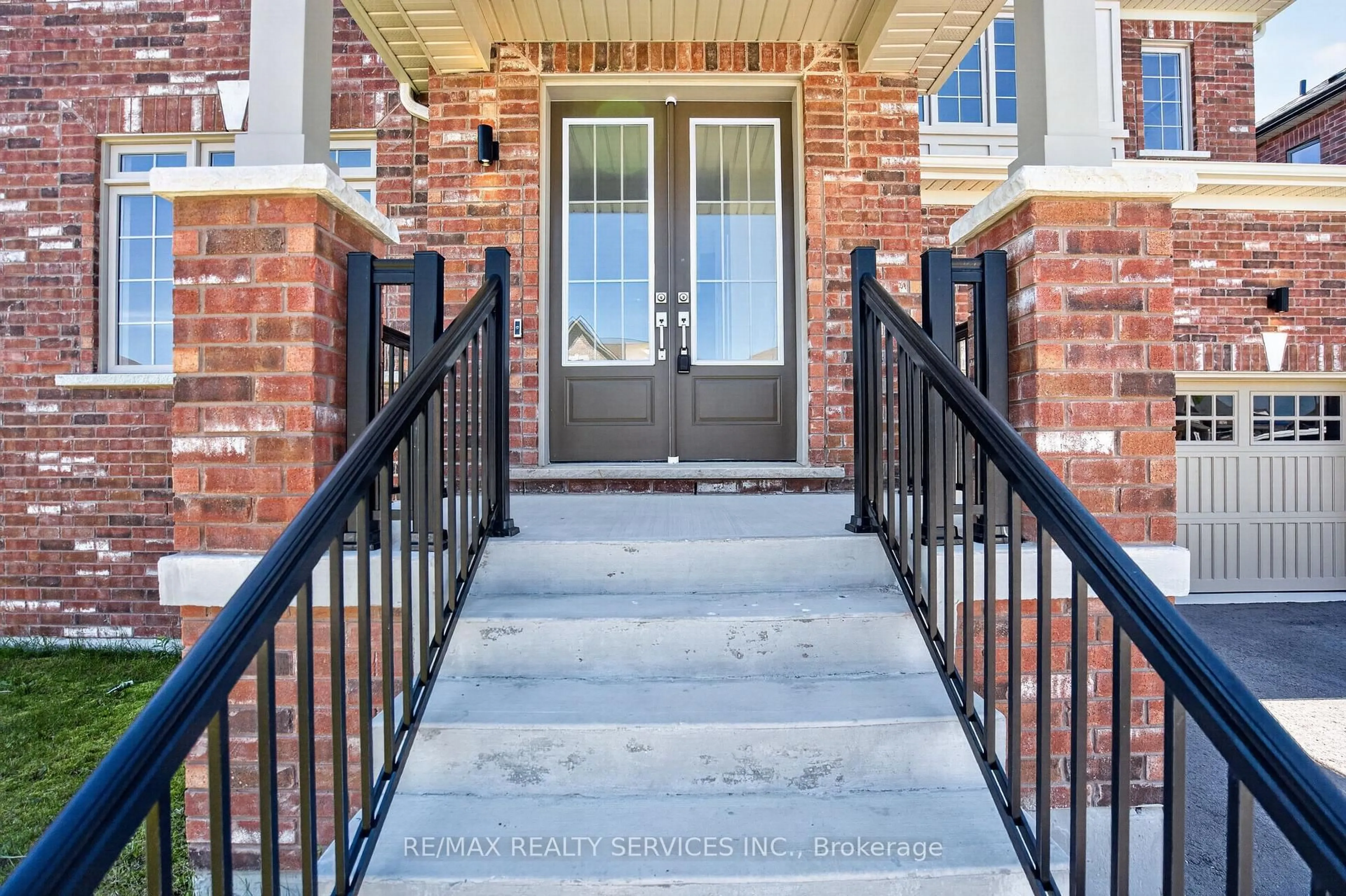 Unknown for 244 Warden St, Clearview Ontario L0M 1S0