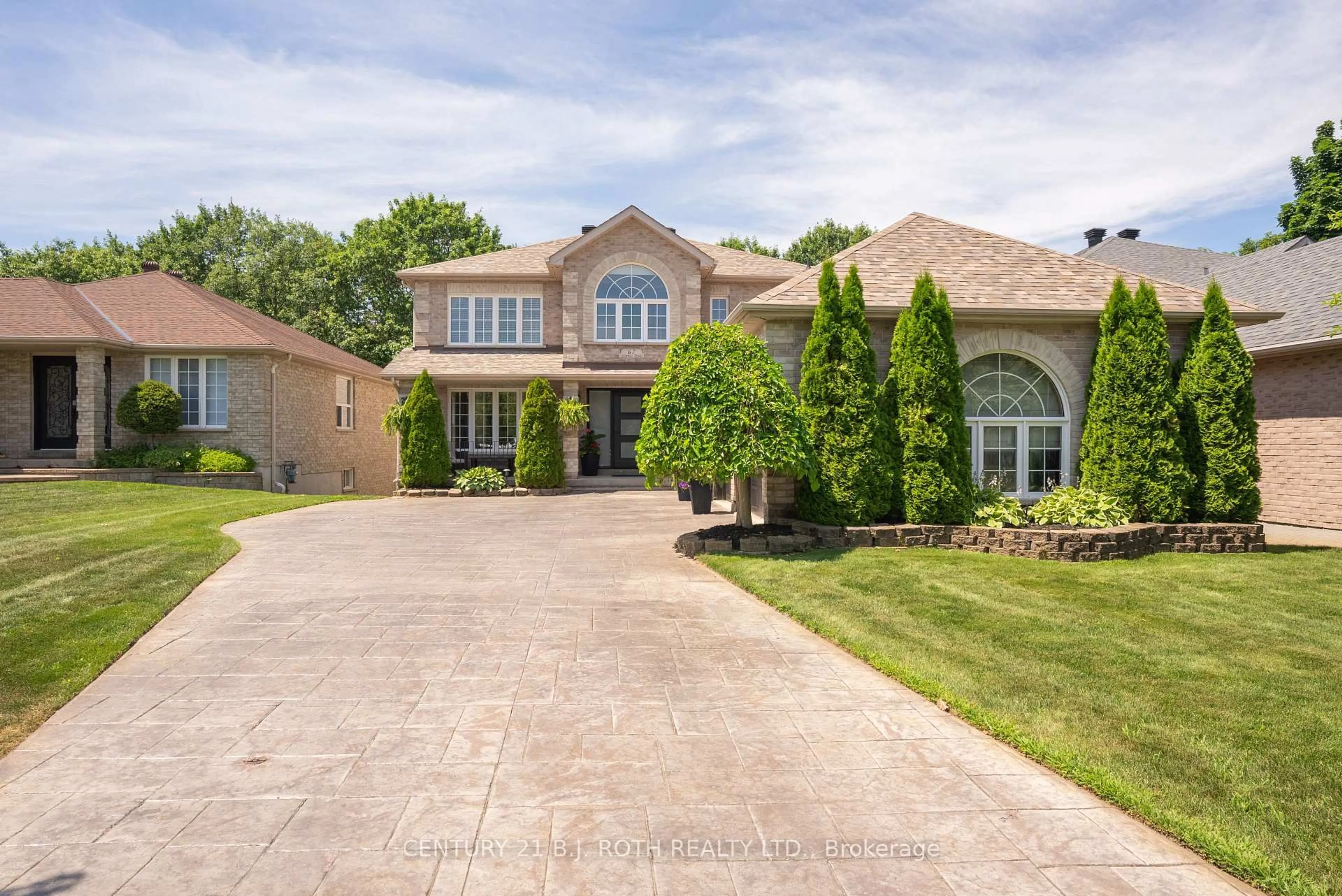 Home with brick exterior material, street for 67 GRANT'S Way, Barrie Ontario L4N 0J6