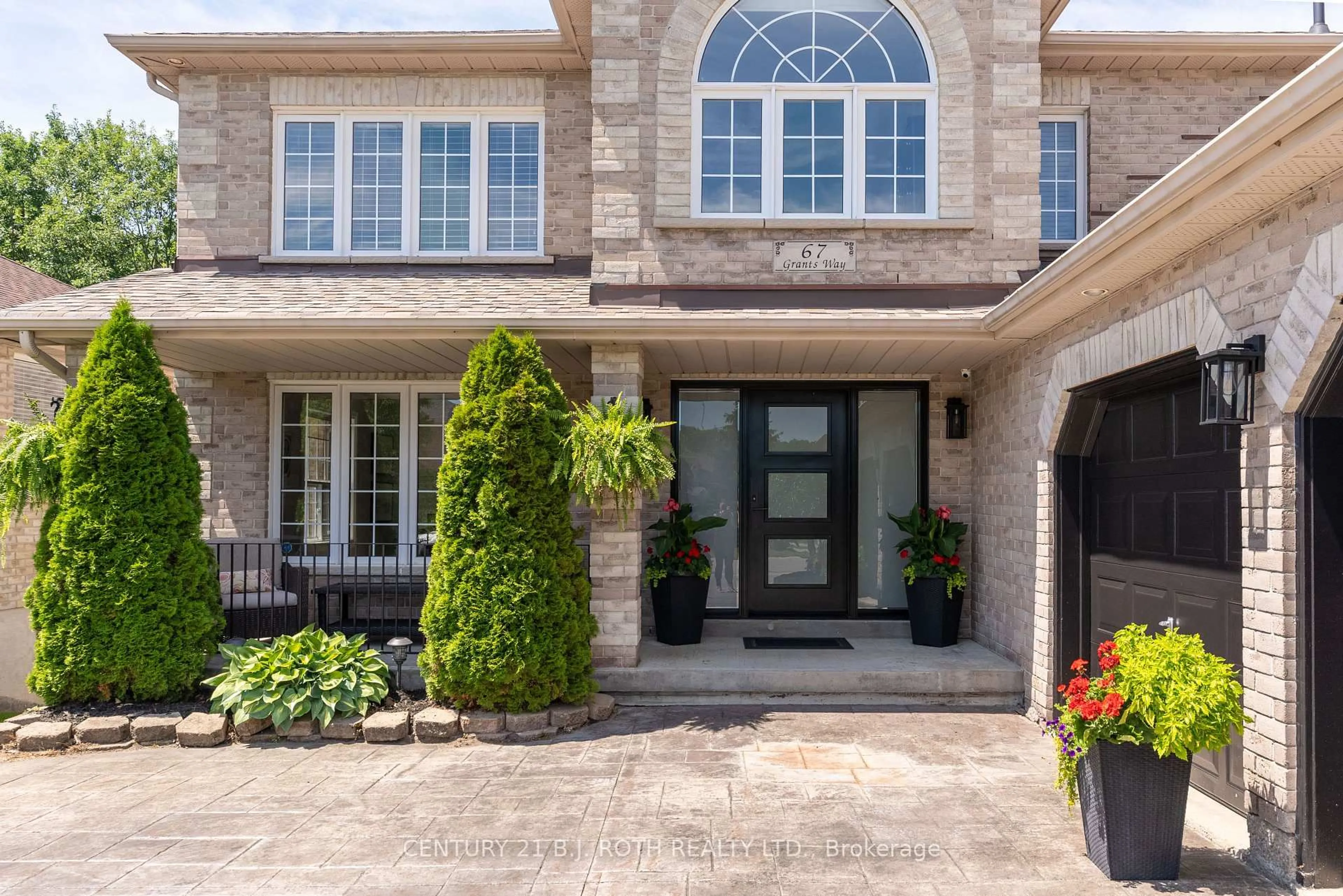 Home with brick exterior material, street for 67 GRANT'S Way, Barrie Ontario L4N 0J6