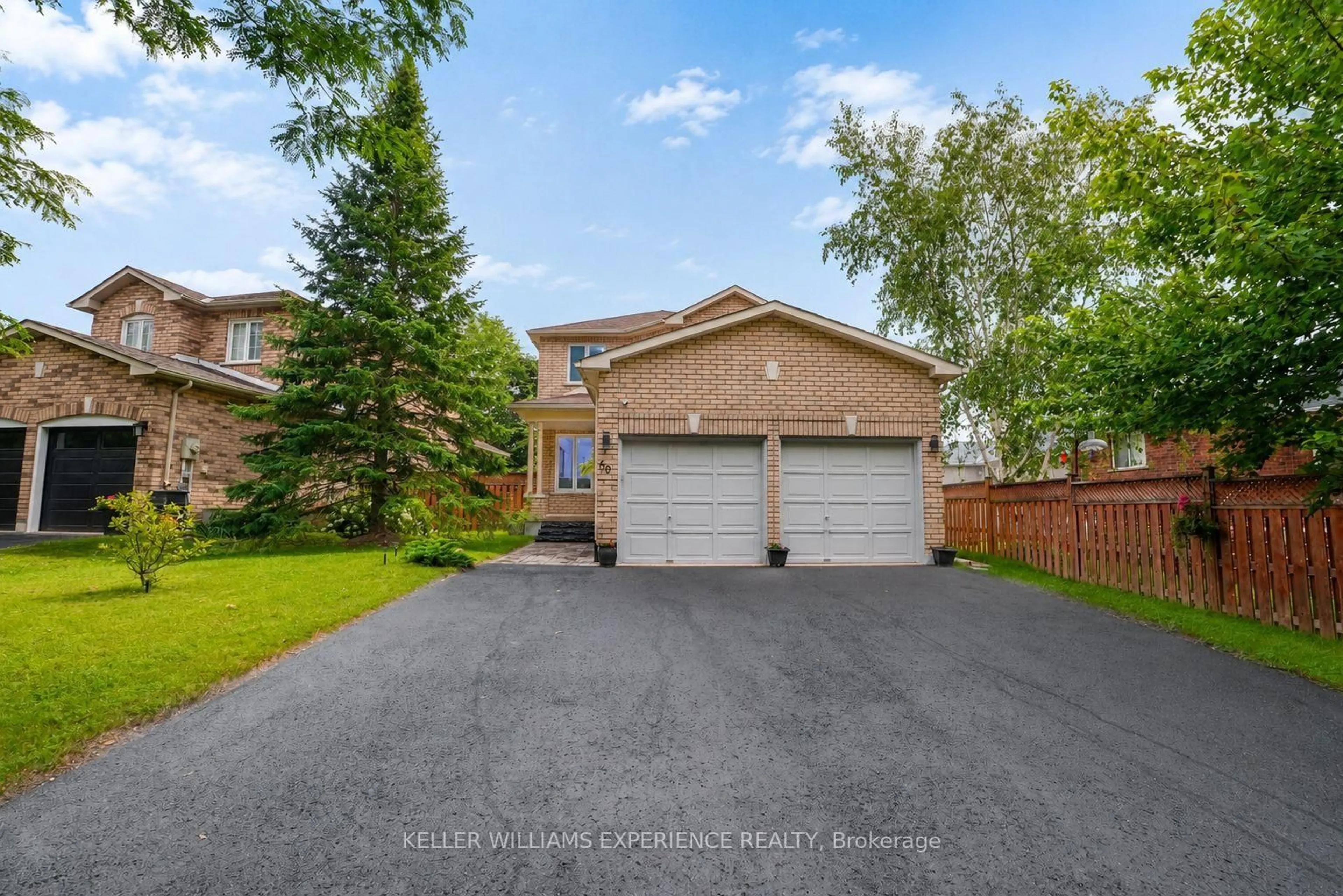 A pic from outside/outdoor area/front of a property/back of a property/a pic from drone, street for 60 Nicholson Dr, Barrie Ontario L4N 8L7
