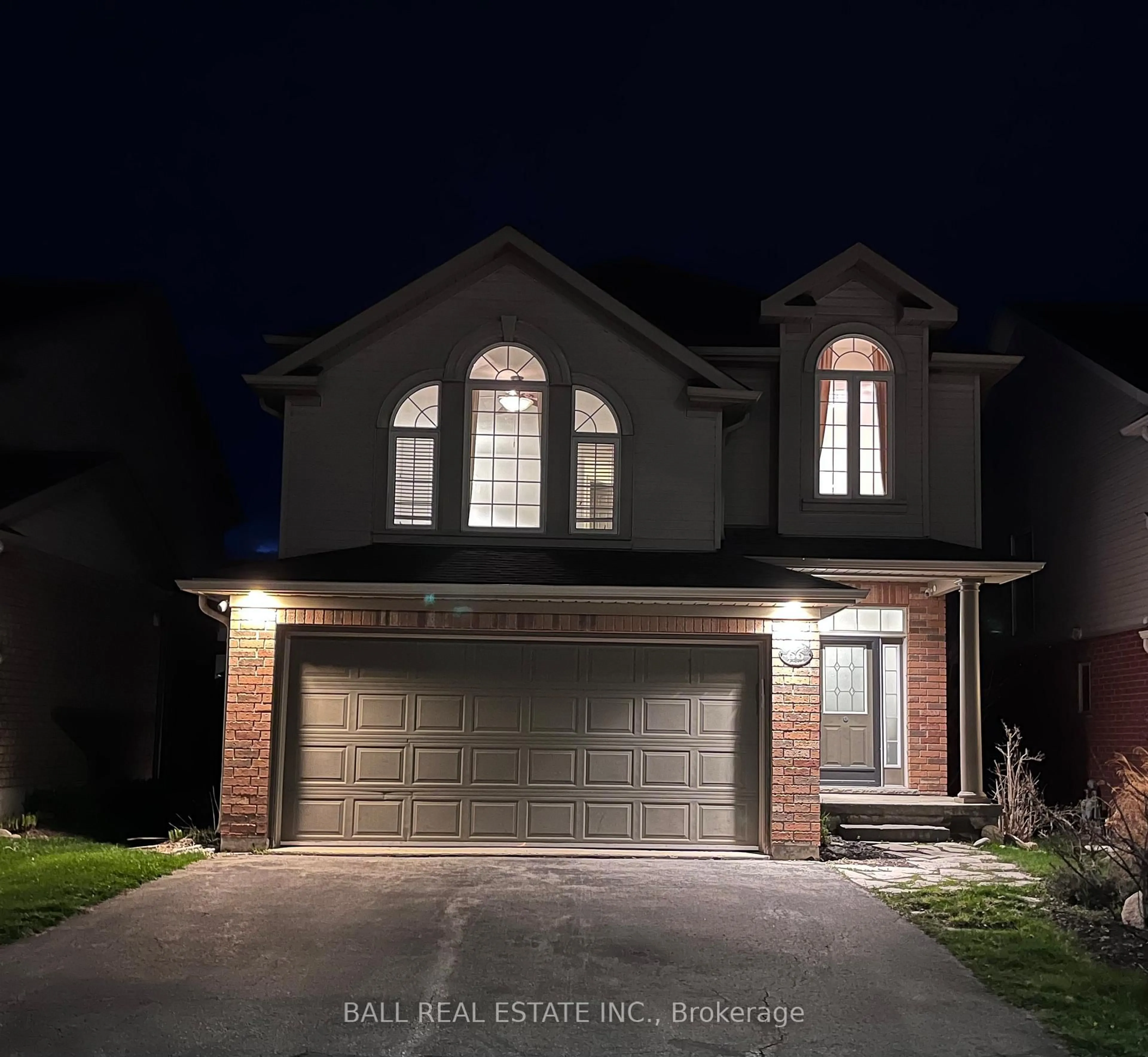 Home with brick exterior material, street for 66 Highlands Cres, Collingwood Ontario L9Y 5H3