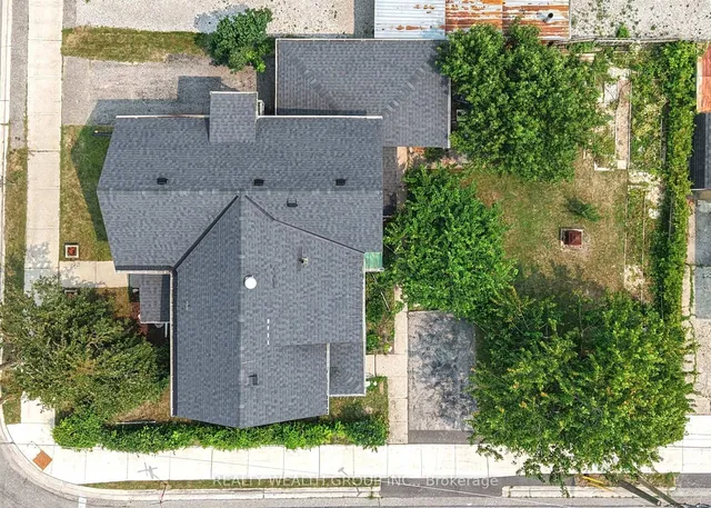 23 Penetang St #2, Orillia 3