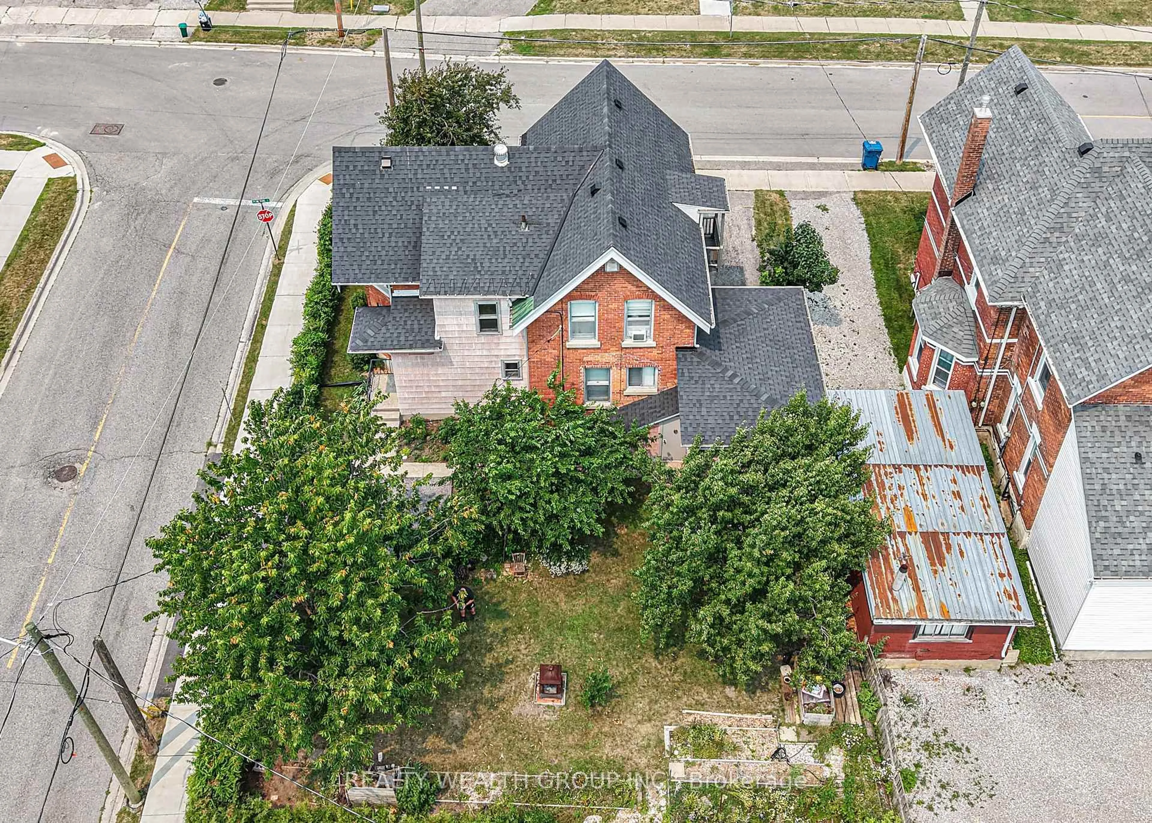 A pic from outside/outdoor area/front of a property/back of a property/a pic from drone, street for 23 Penetang St #2, Orillia Ontario L3V 3N1