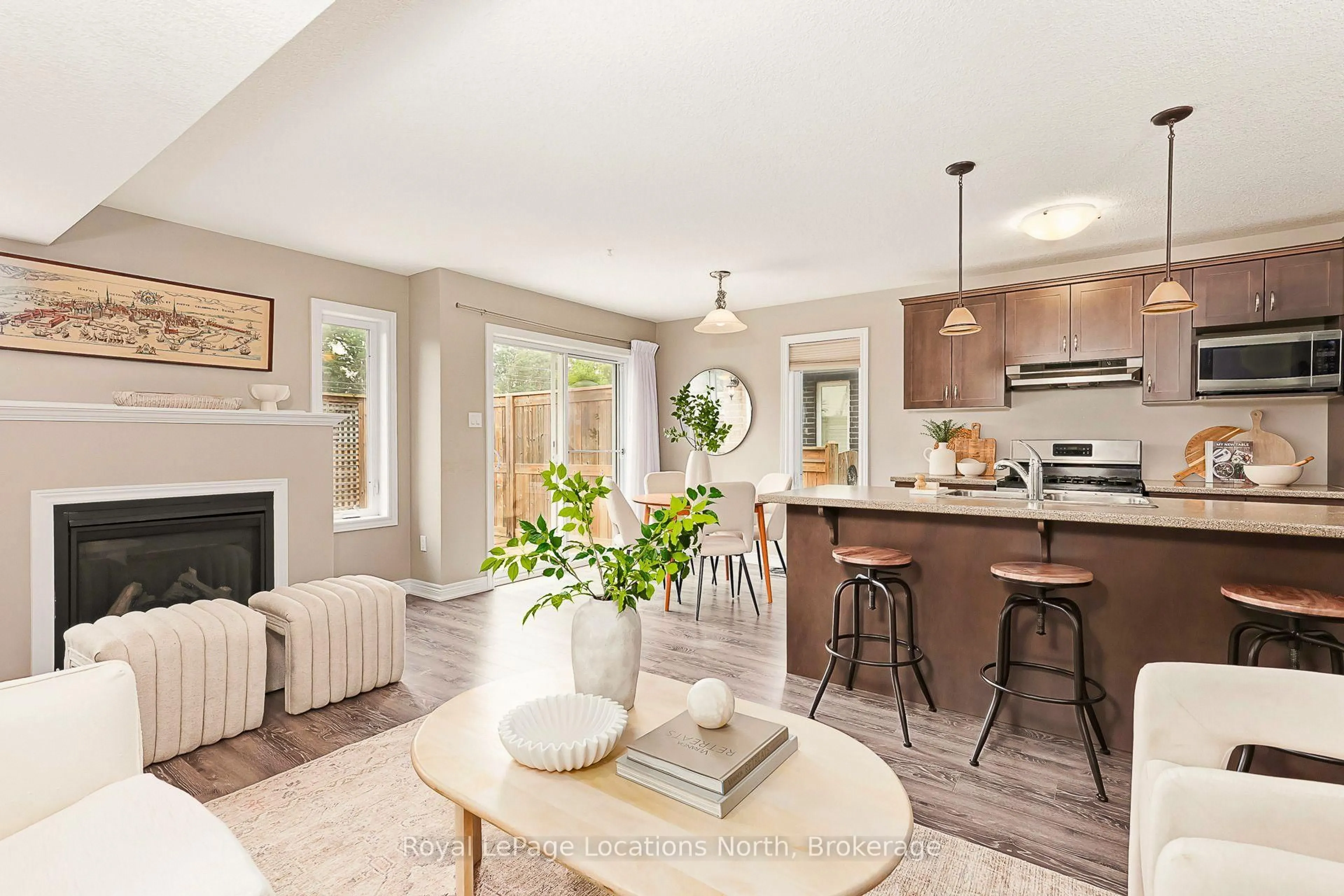 Open concept kitchen, unknown for 88 Robertson St, Collingwood Ontario L9Y 0X1