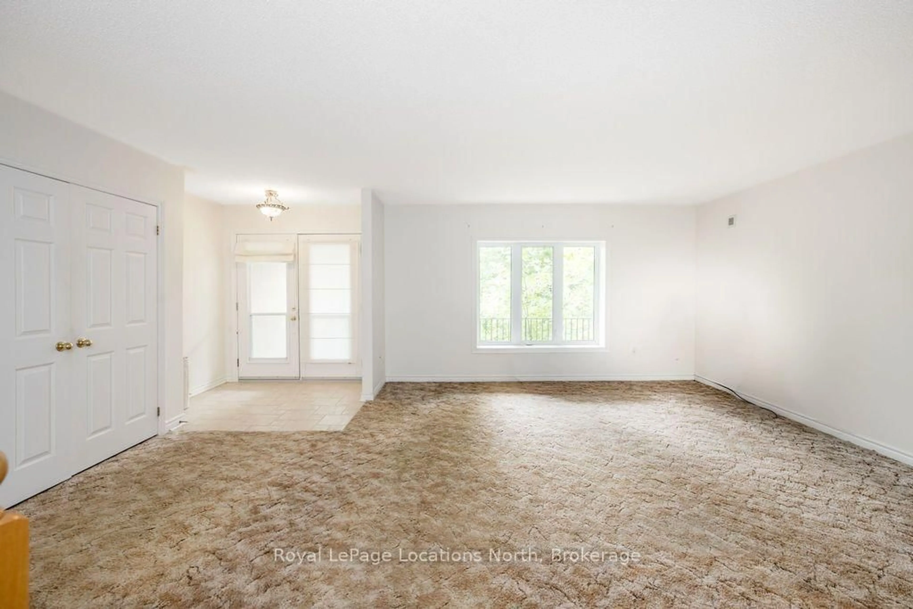 A pic of a room for 128 Spruce St, Tiny Ontario L0L 1P1