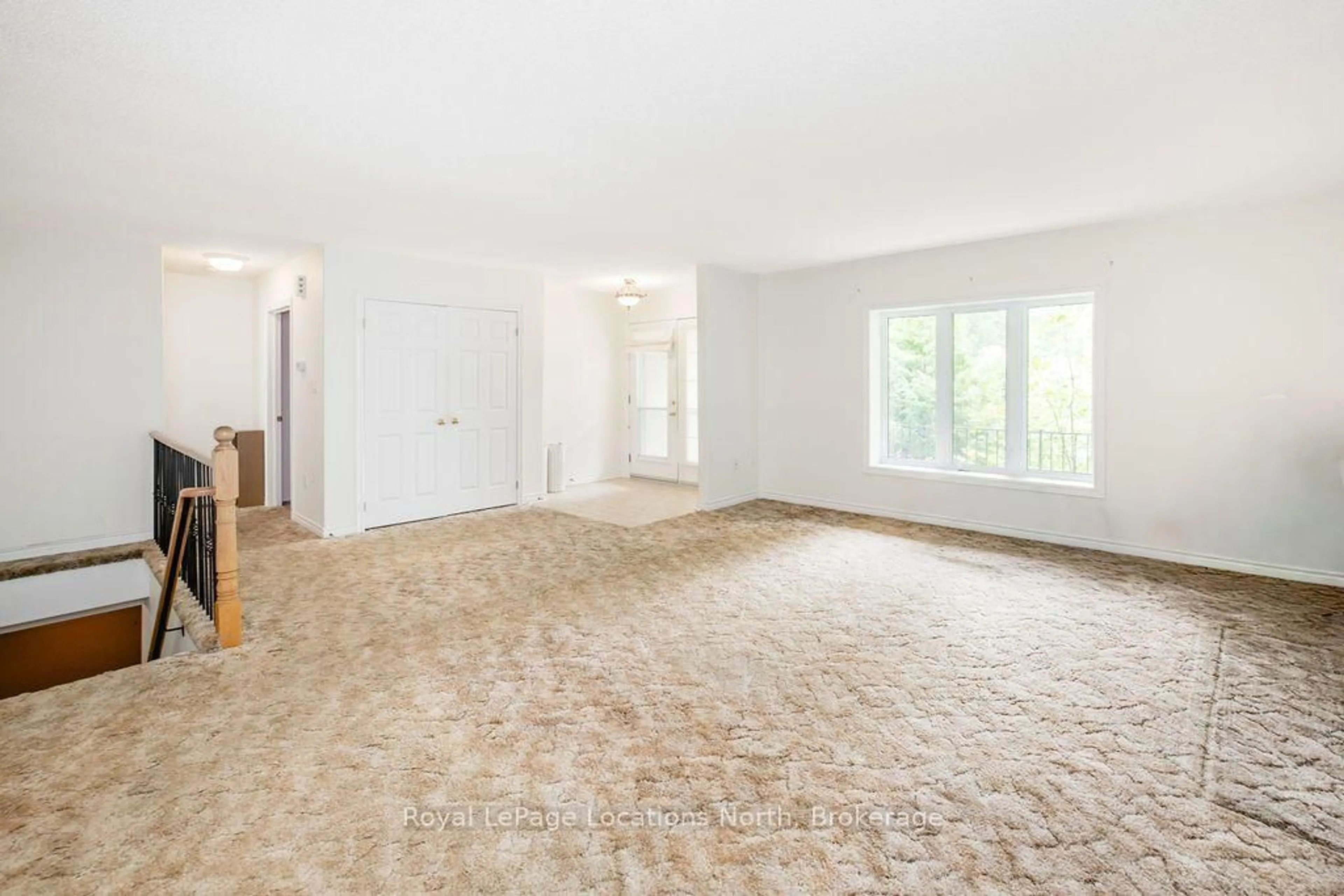 A pic of a room for 128 Spruce St, Tiny Ontario L0L 1P1
