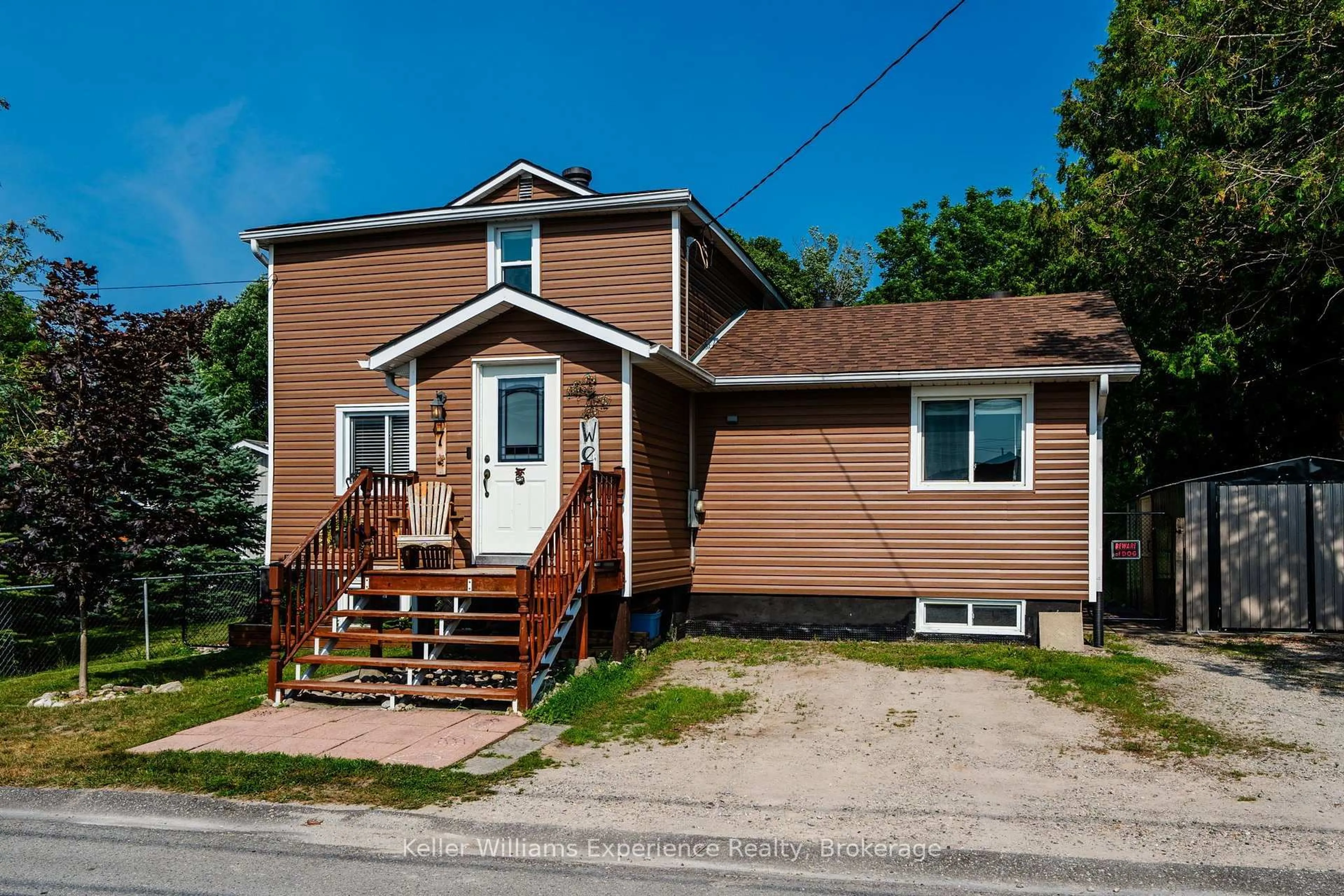 Home with vinyl exterior material, street for 7 Levi Simon Tr, Penetanguishene Ontario L9M 1A4