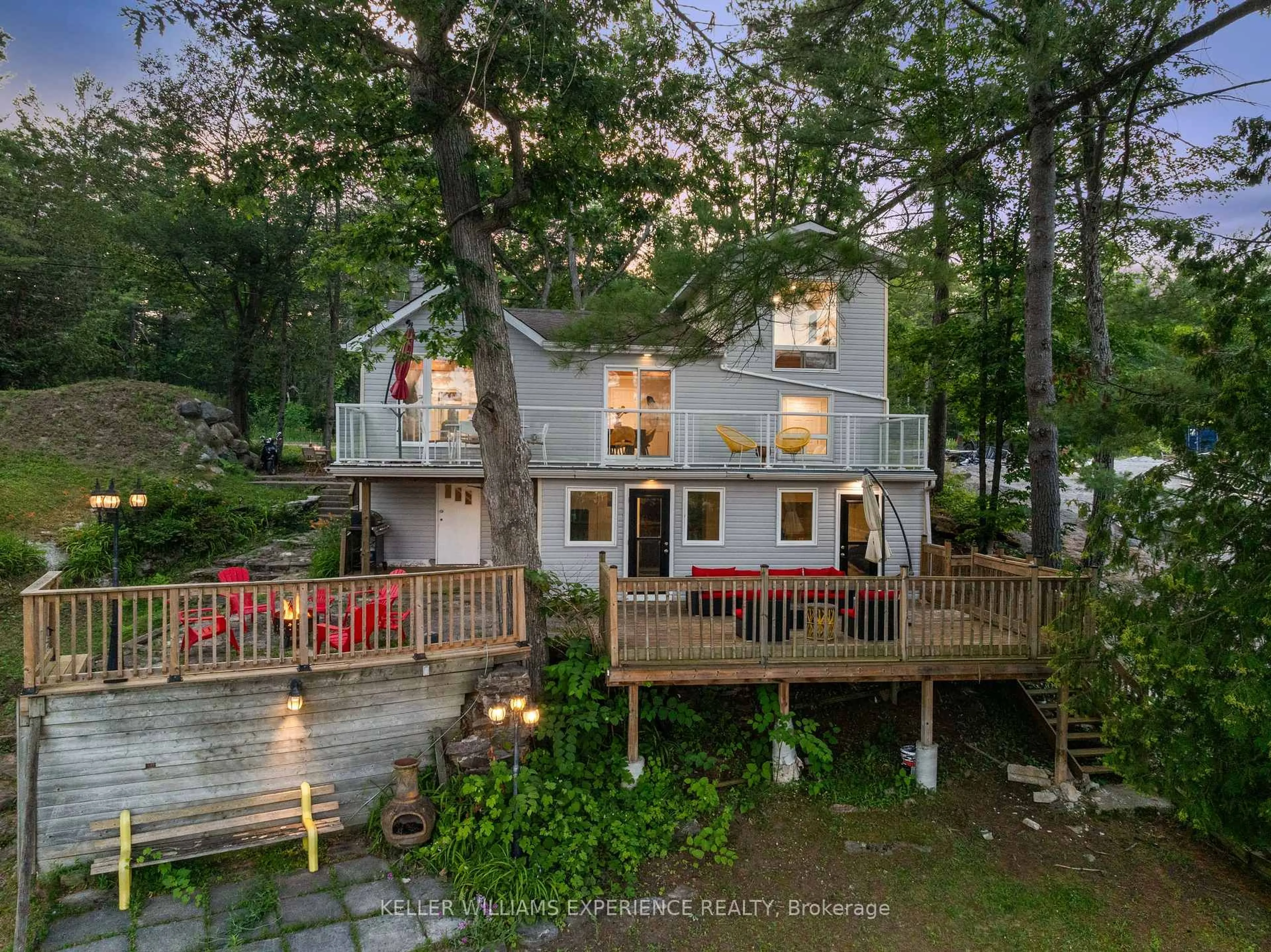 A pic from outside/outdoor area/front of a property/back of a property/a pic from drone, water/lake/river/ocean view for 7847 Oakridge Dr, Ramara Ontario L0K 2B0