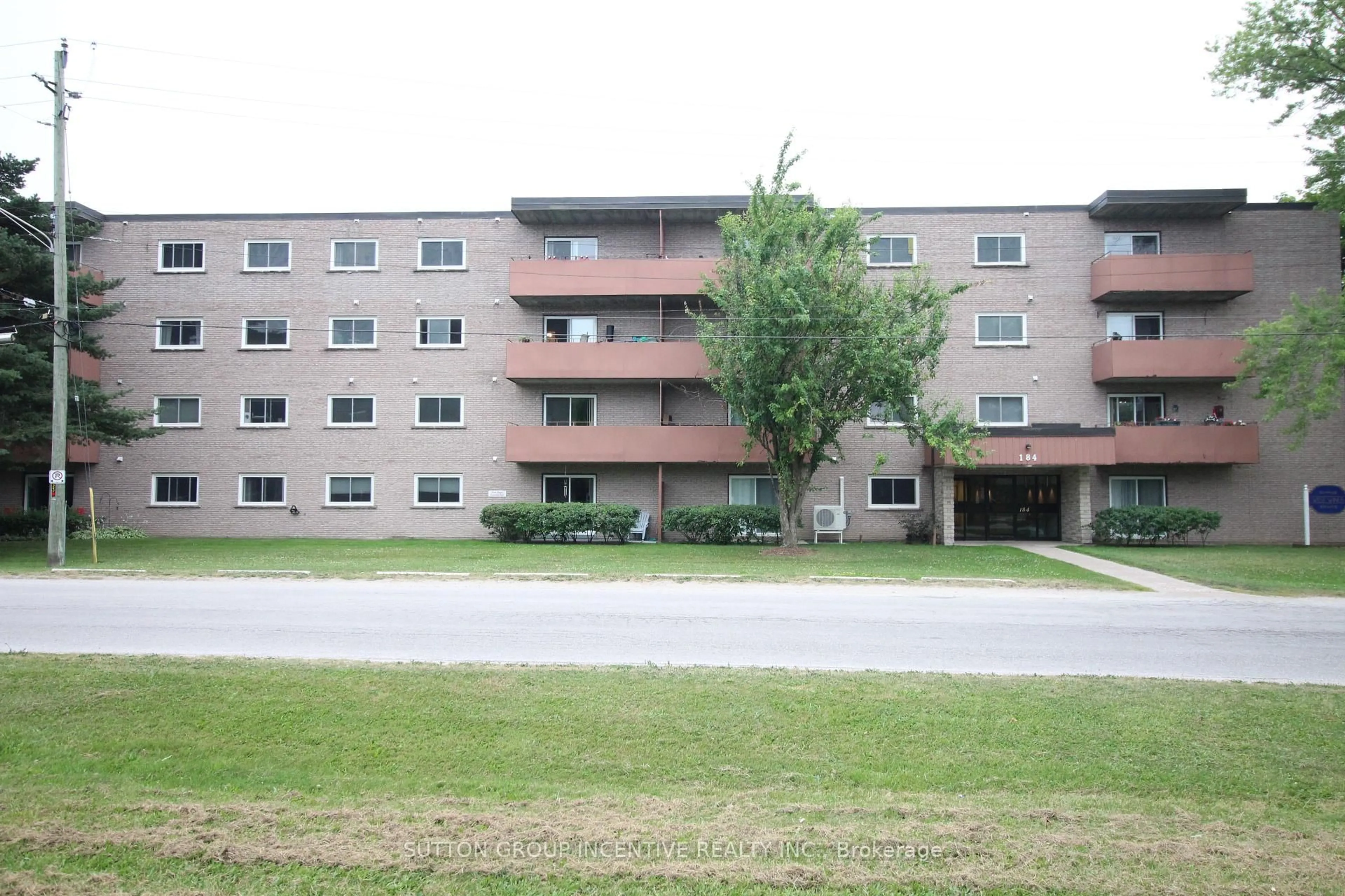 Unknown for 184 Eighth St #206, Collingwood Ontario L9Y 2C8