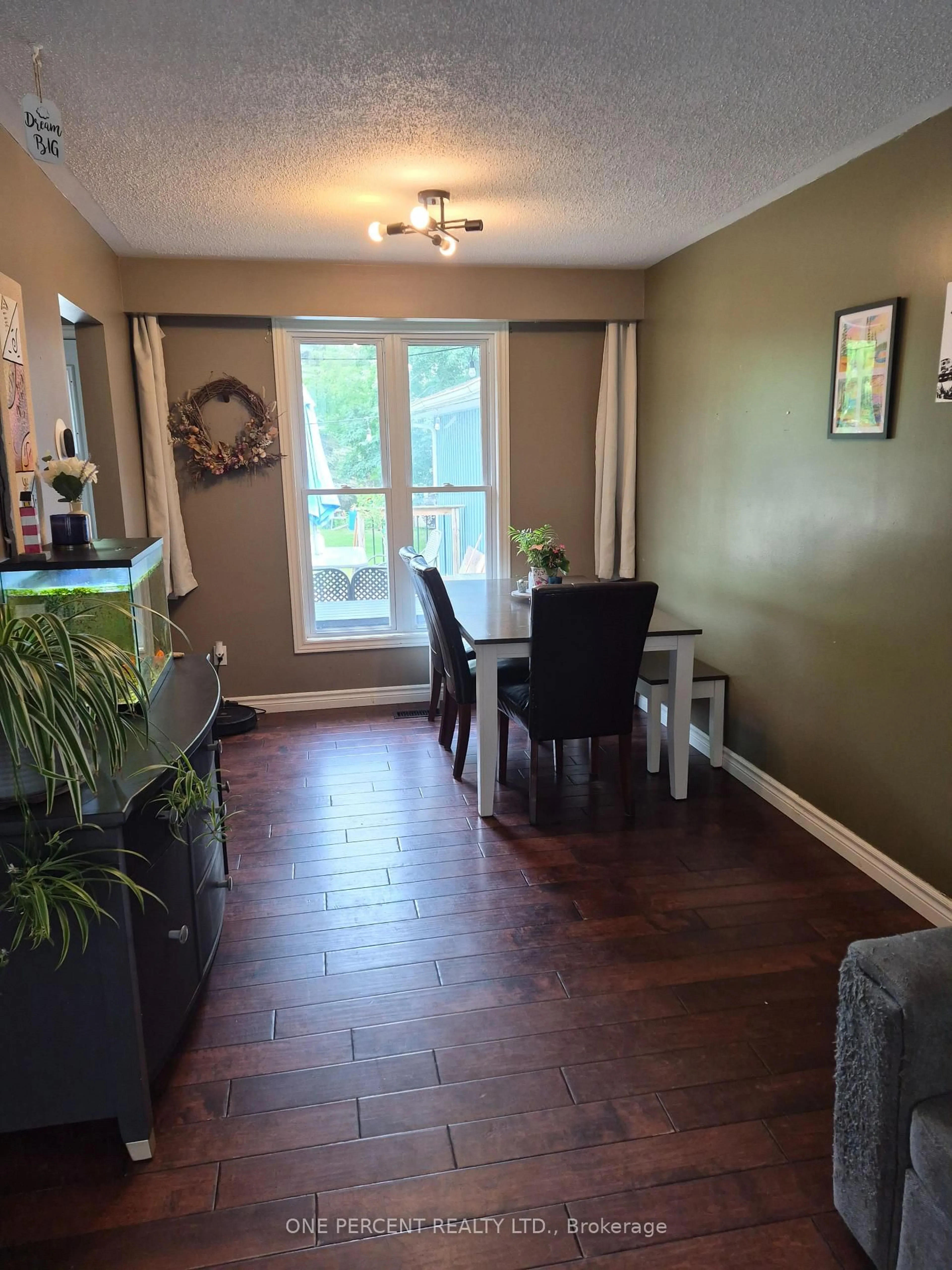 Unknown for 23 Finlay Mill Rd, Springwater Ontario L9X 0N9