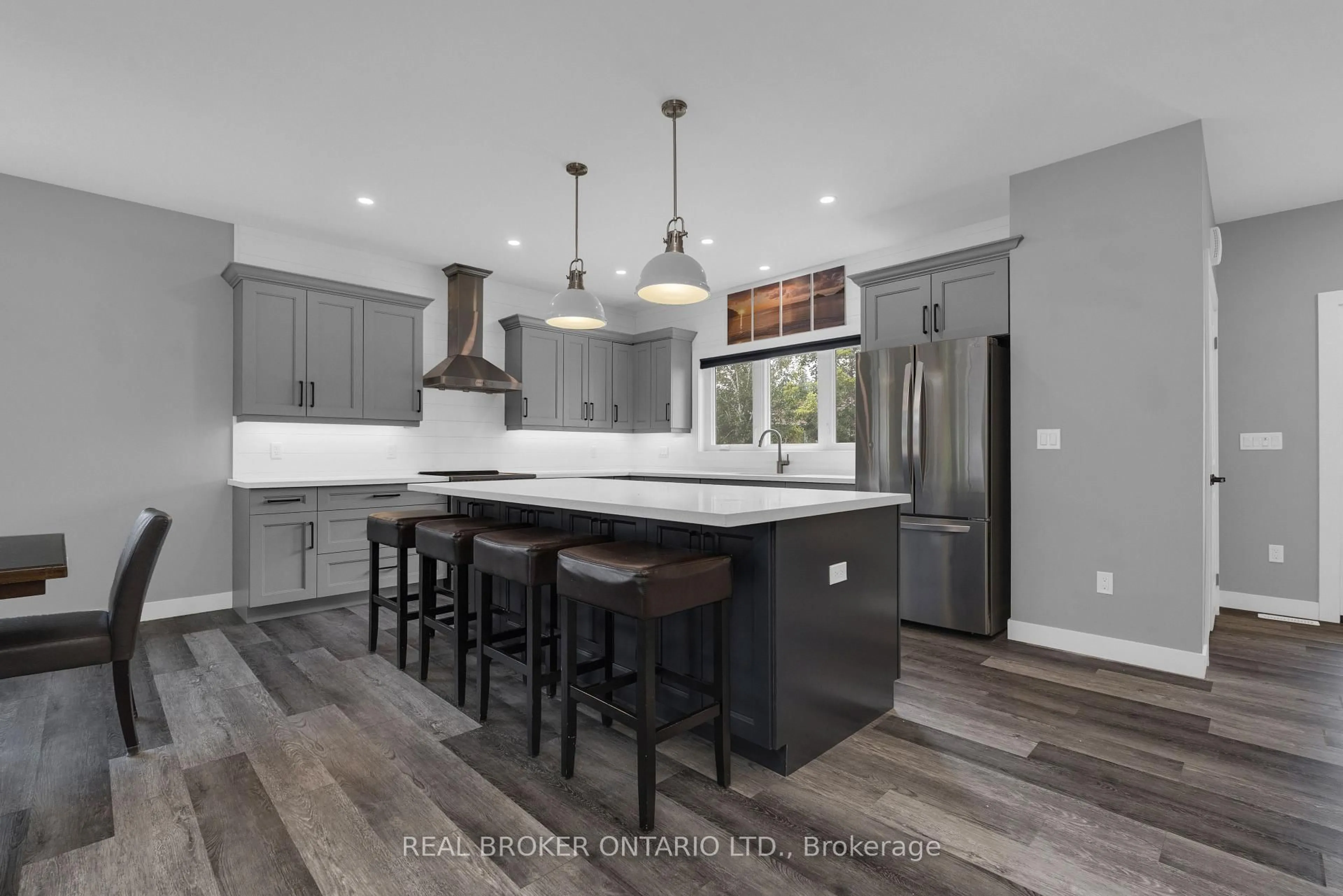 Open concept kitchen, unknown for 46 Brick Pond Rd, Severn Ontario L0K 1E0