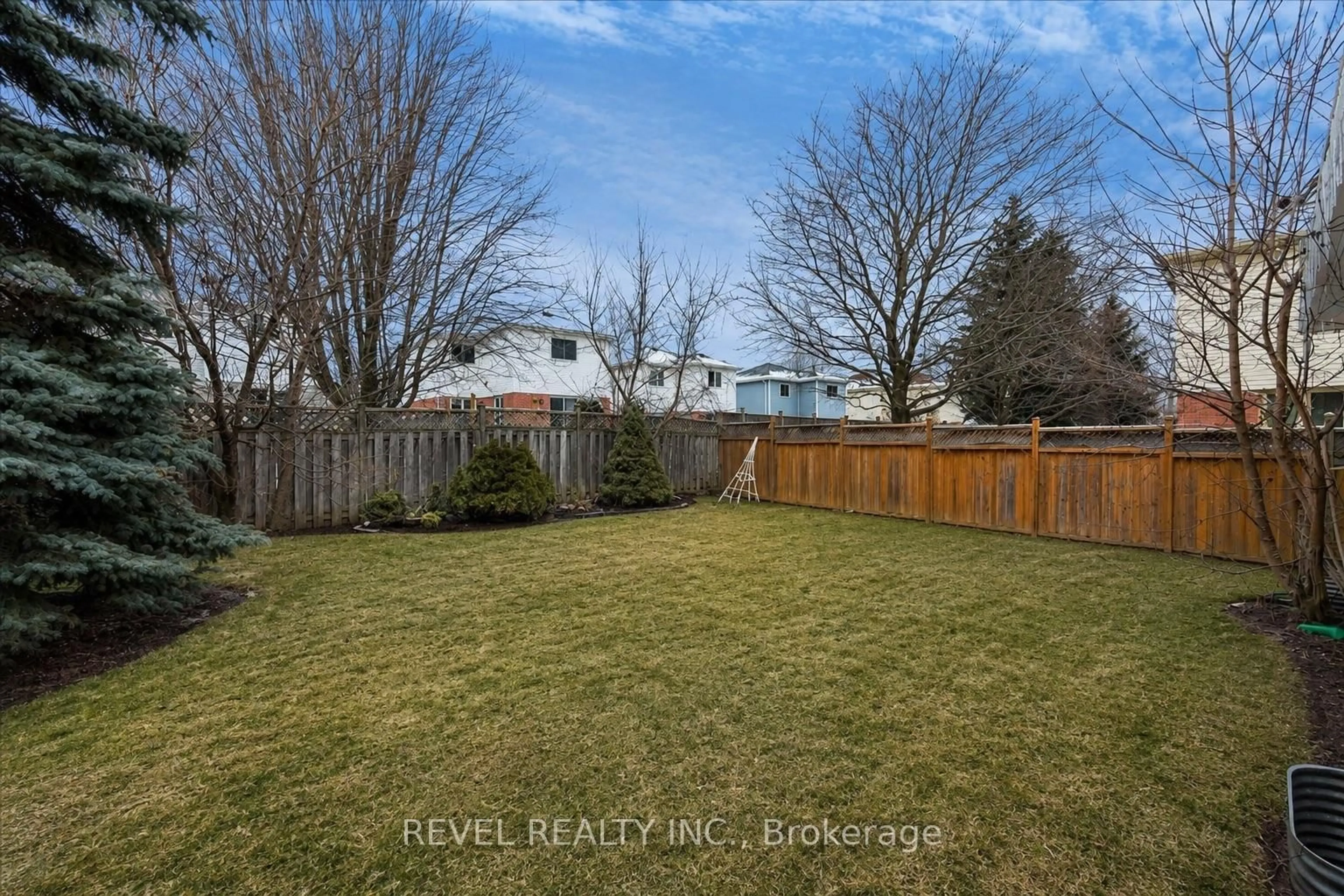 Patio, street for 400 BIG BAY POINT Rd, Barrie Ontario L4N 7P3