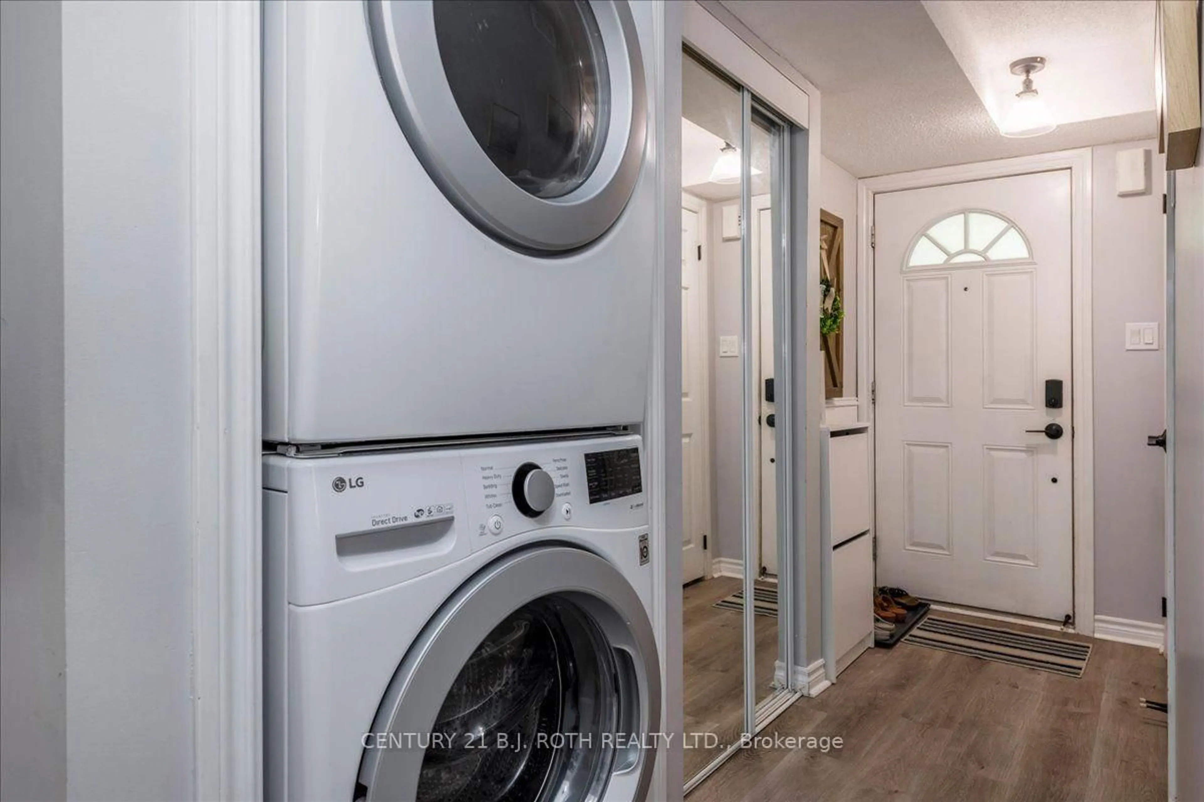 Laundry room for 93 Goodwin Dr #5, Barrie Ontario L4N 6K6