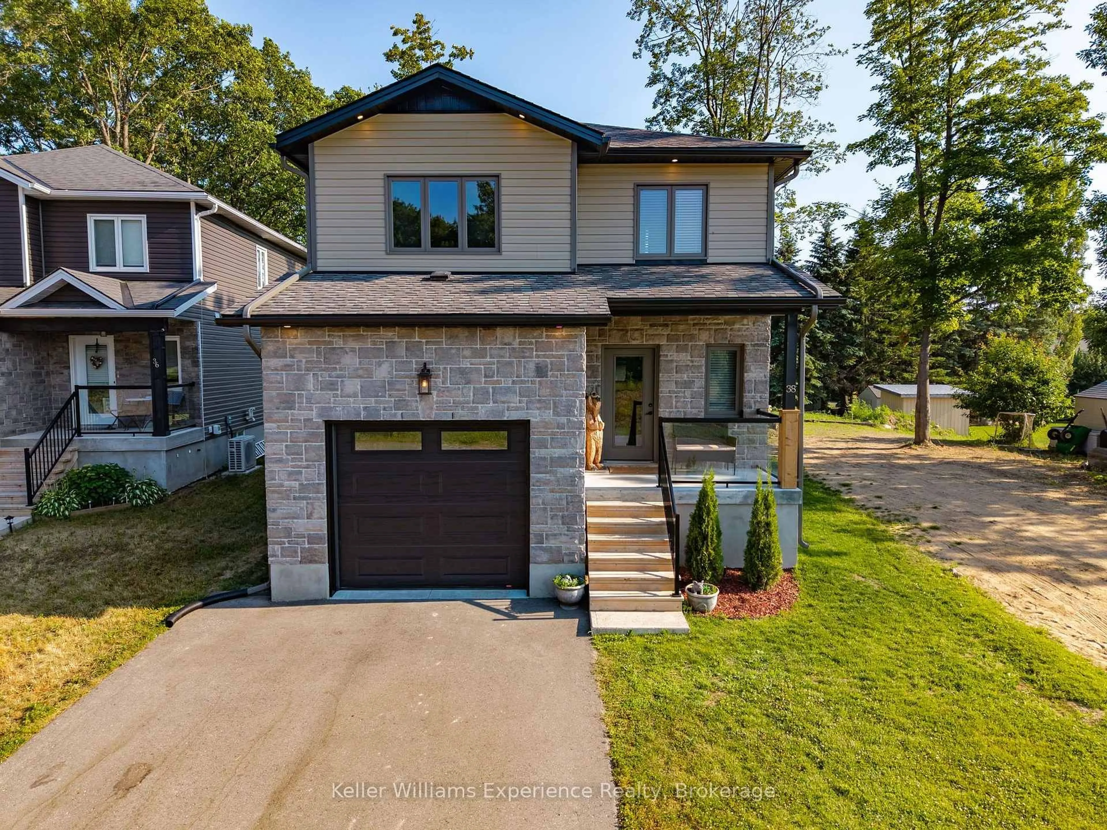 Home with brick exterior material, street for 38 Payette Dr, Penetanguishene Ontario L9M 1H5