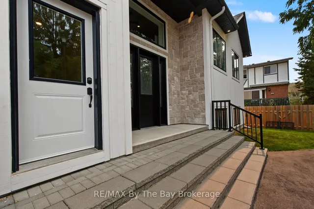 208 Thomas St, Clearview 5
