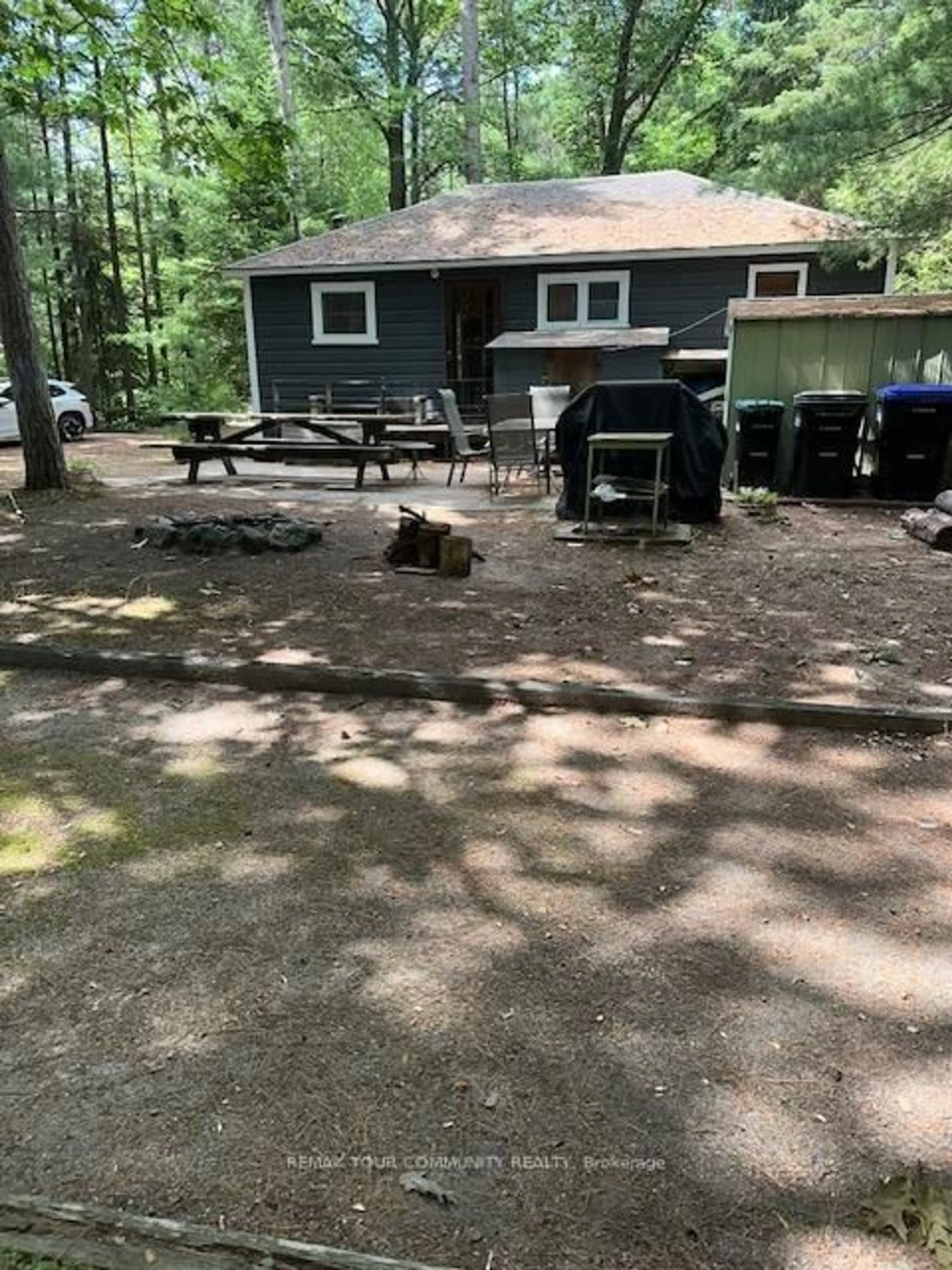 Patio, unknown for 341 Tiny Beaches Rd, Tiny Ontario L9M 1R3