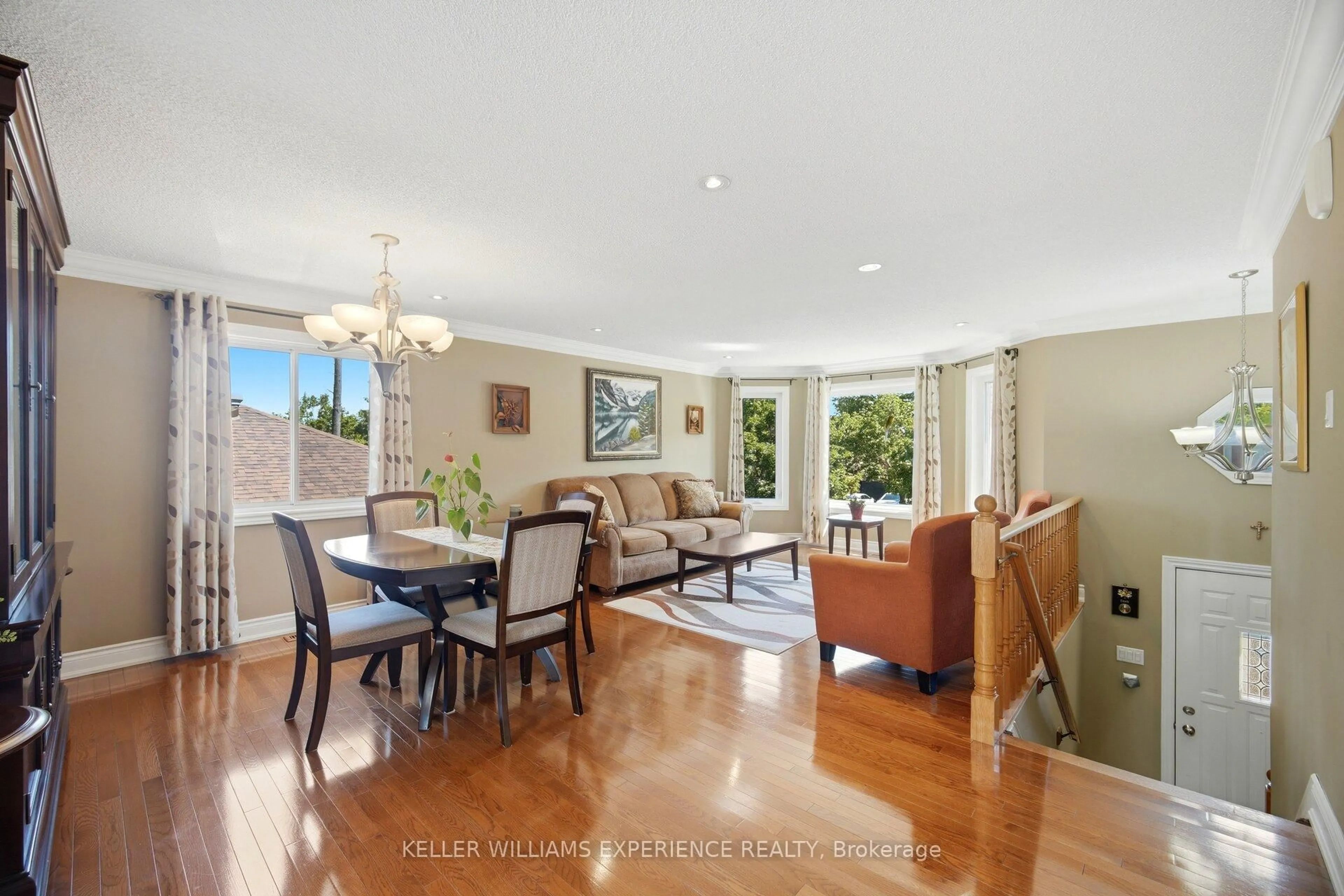 Dining room, unknown for 526 Leacock Dr, Barrie Ontario L4N 7A5