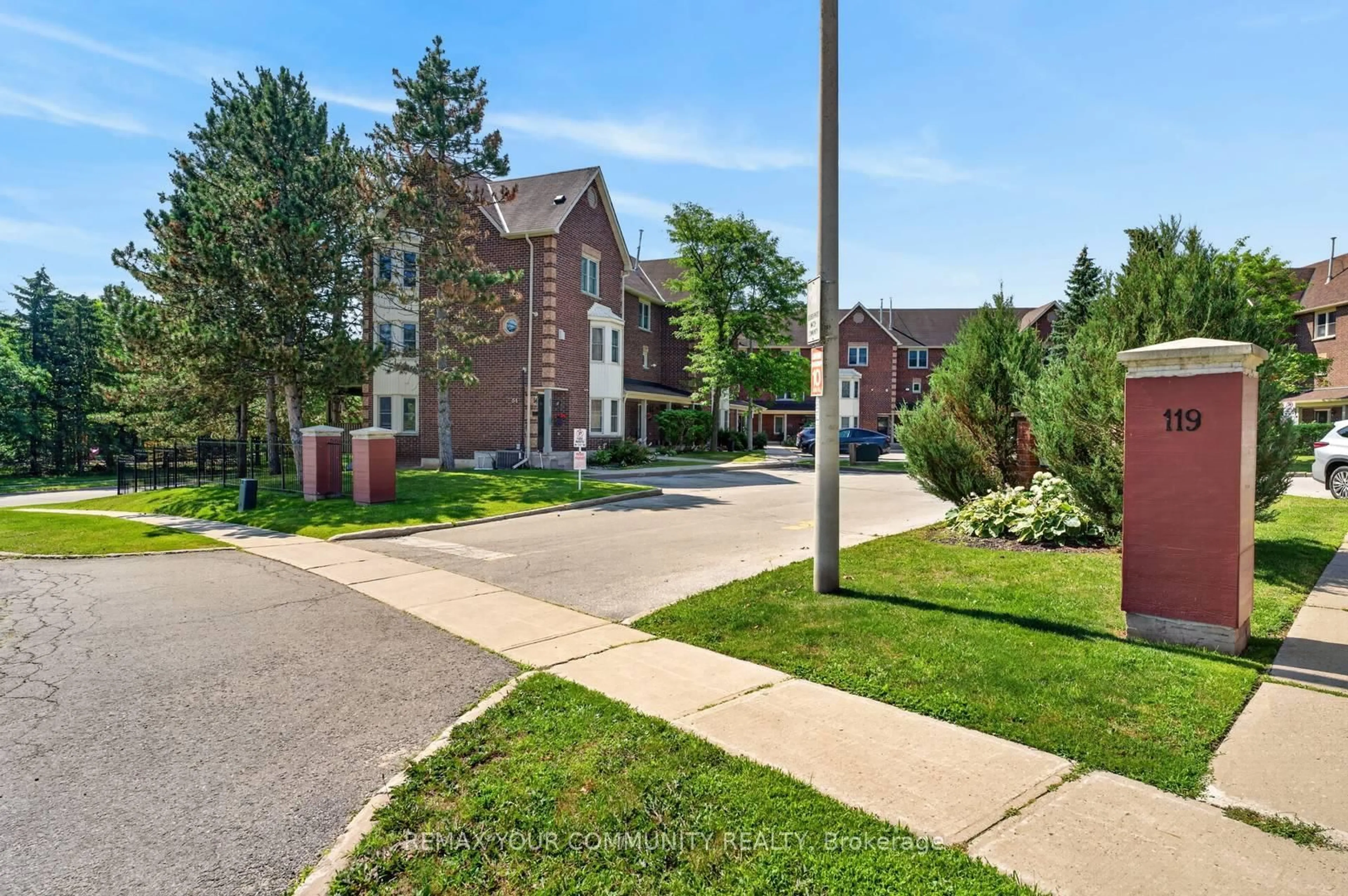 Unknown for 119 D'Ambrosio Dr #50, Barrie Ontario L4N 7R7