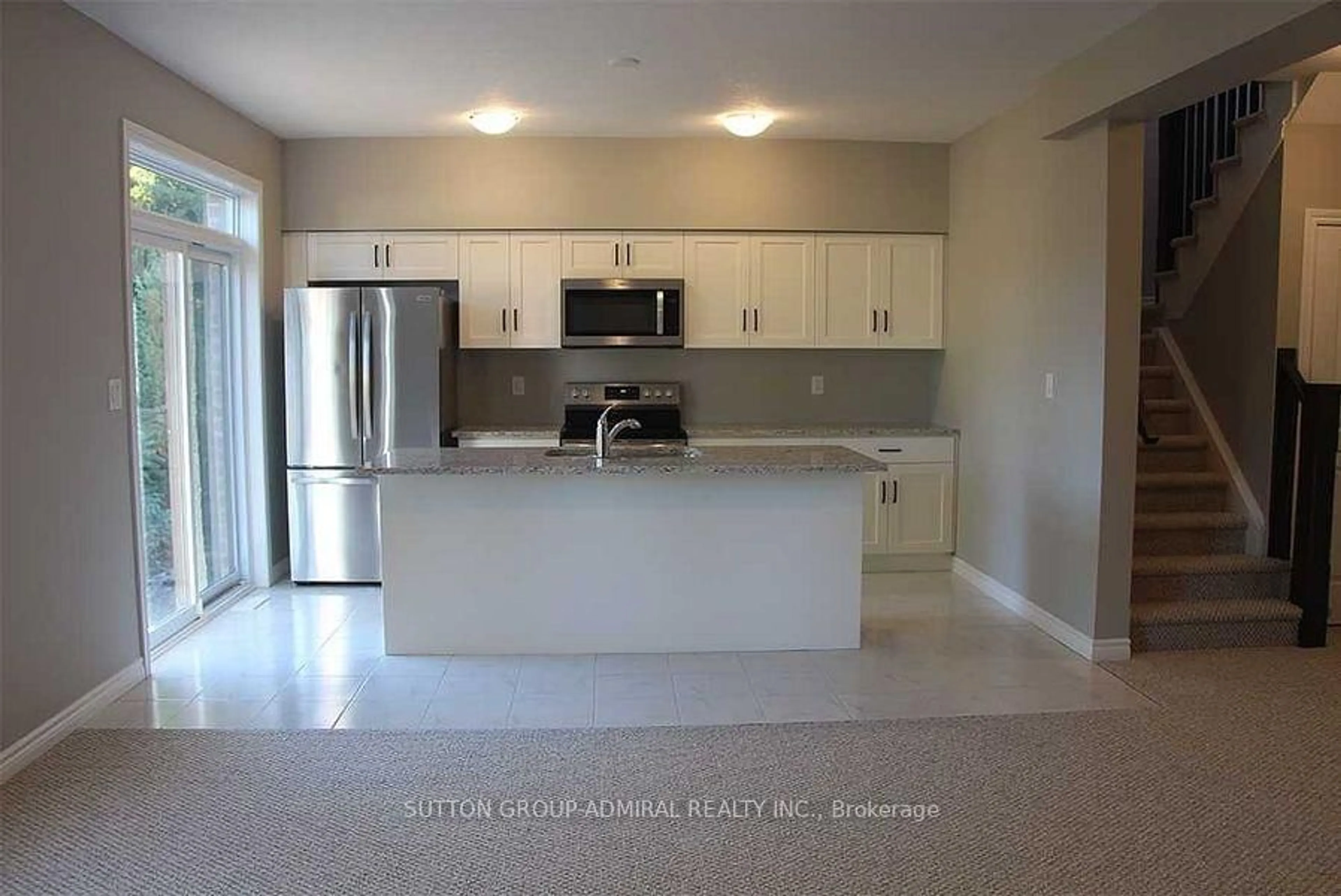 Open concept kitchen, unknown for 1035 Wright Dr, Midland Ontario L4R 0E4