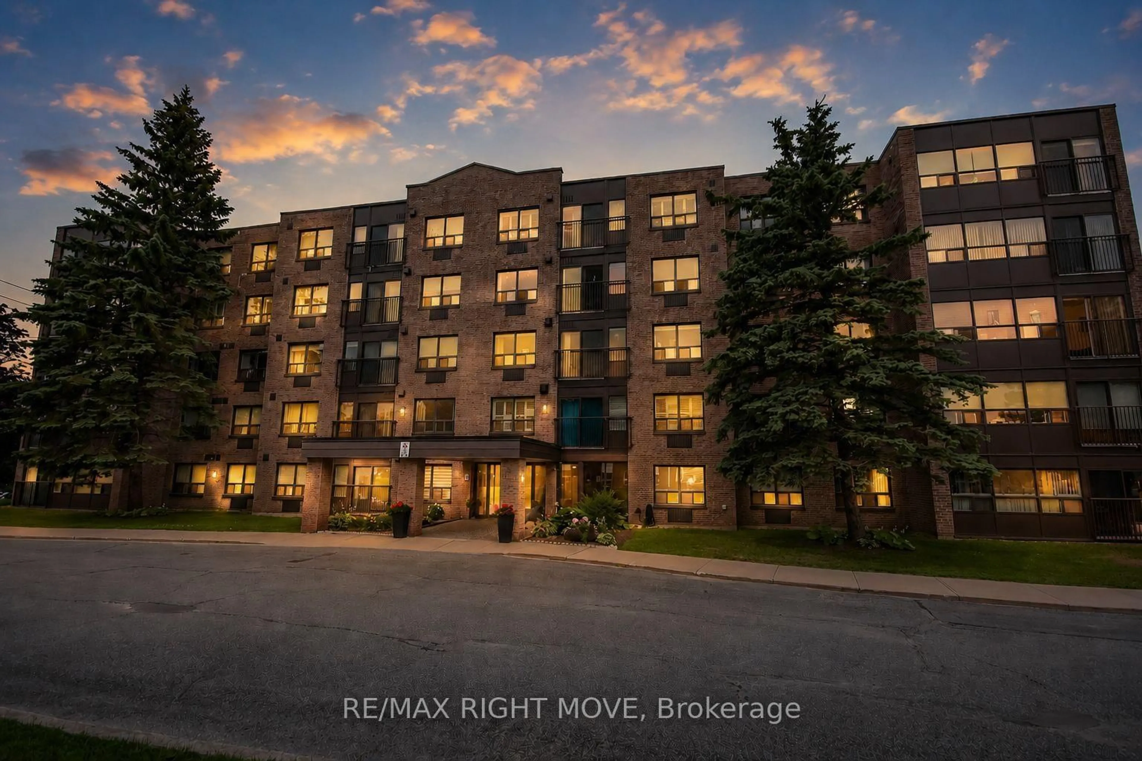 A pic from outside/outdoor area/front of a property/back of a property/a pic from drone, street for 54 Fittons Rd #306, Orillia Ontario L3V 3T9