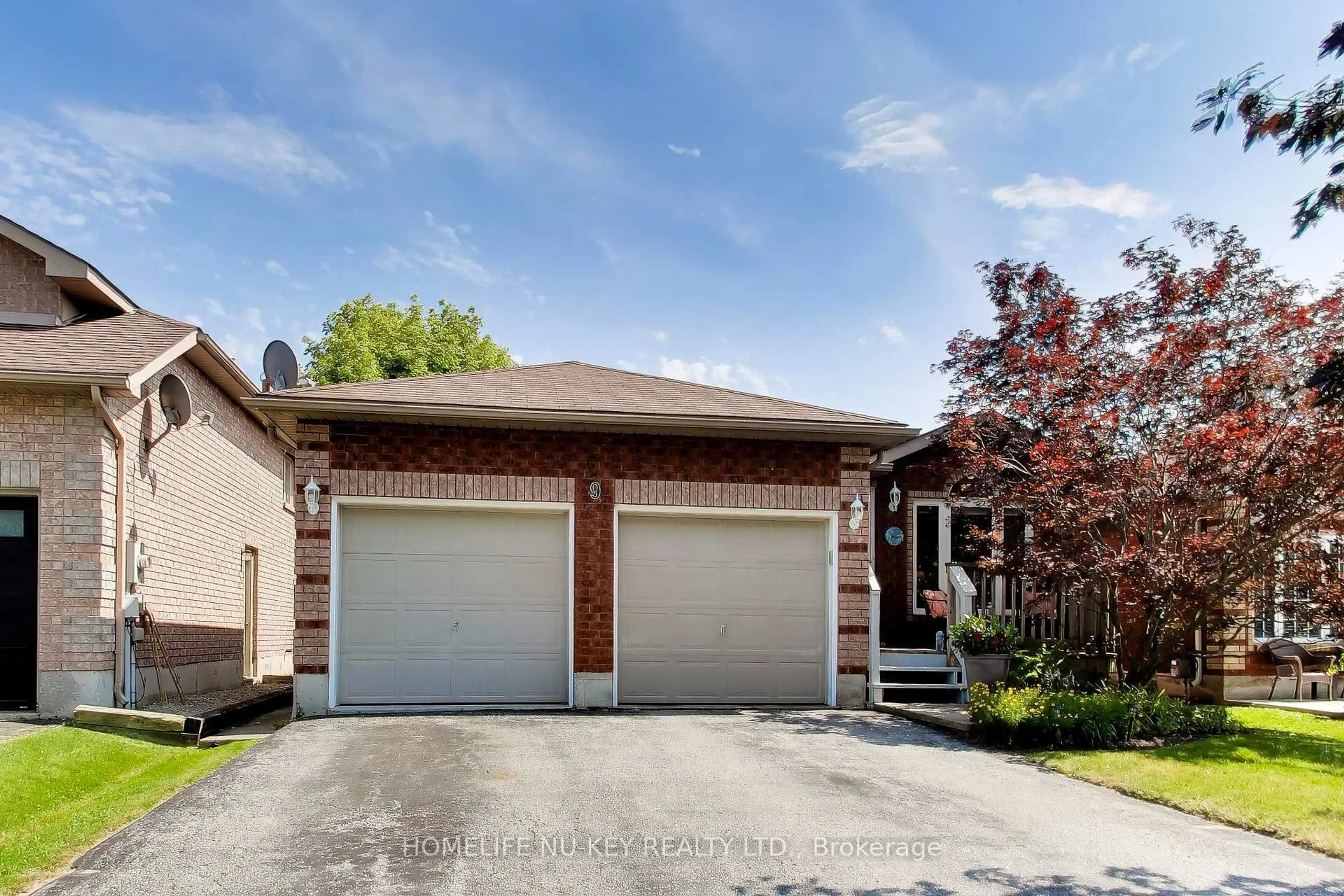 Unknown for 9 Monique Cres, Barrie Ontario L4M 6Z3