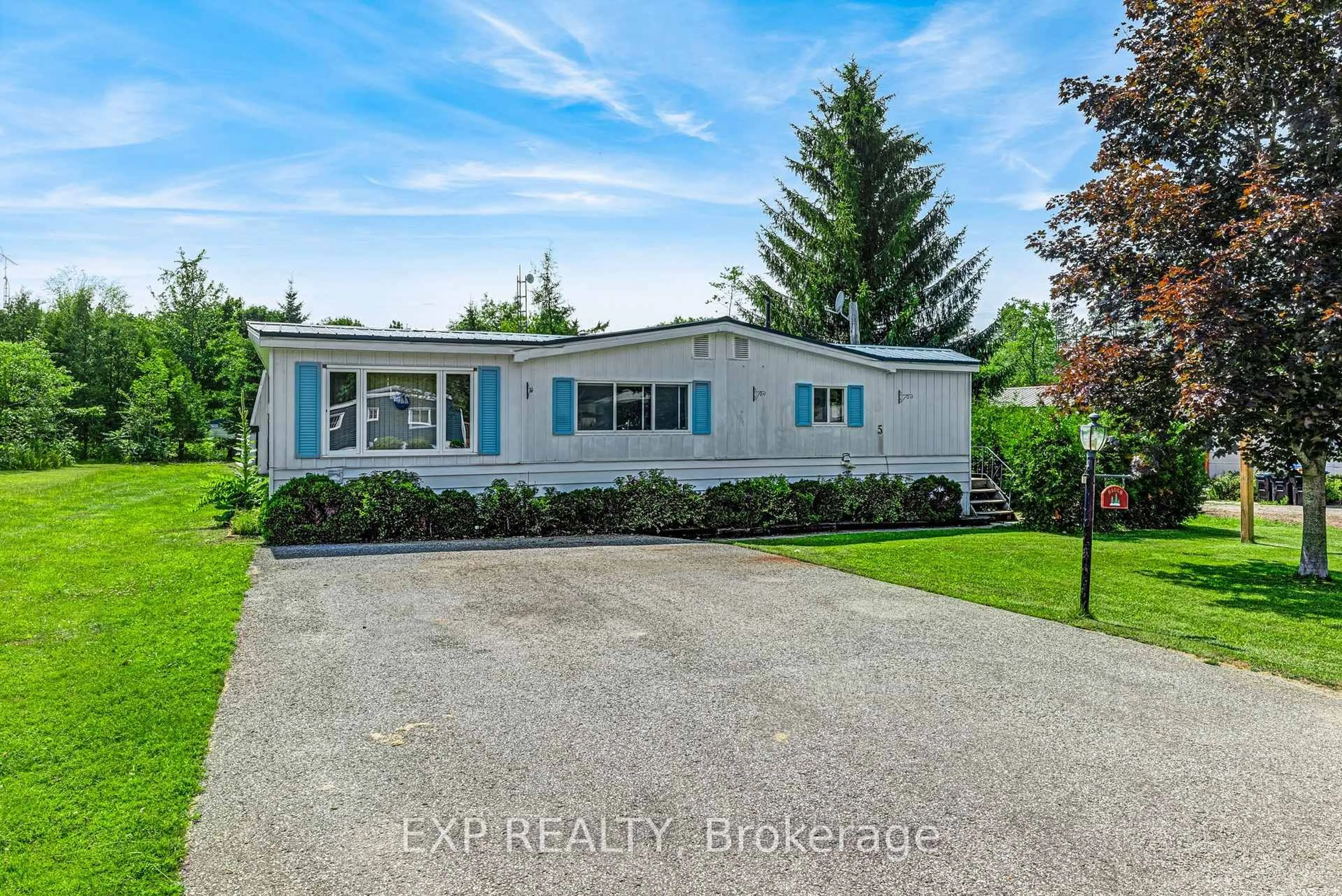 Home with vinyl exterior material, street for 5263 Elliott Sdrd #5, Tay Ontario L4R 4K3