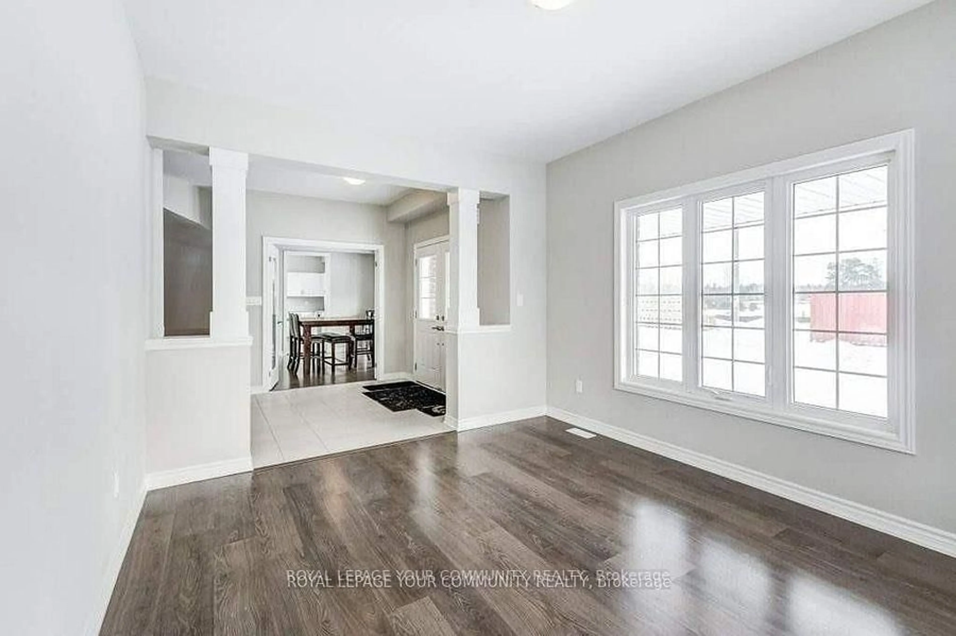 Indoor entryway for 201 Breton St, Clearview Ontario L0M 1S0