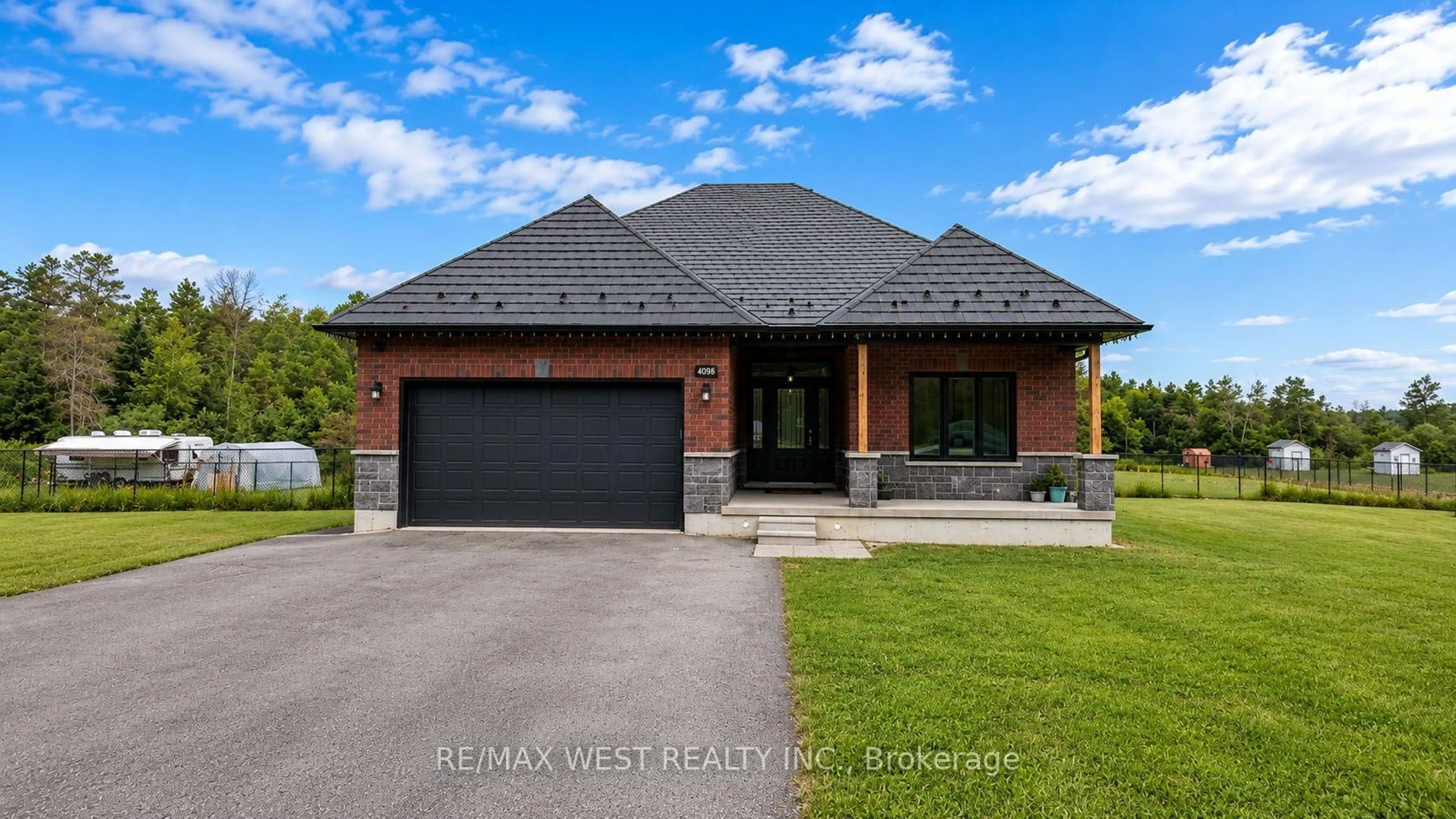 Home with brick exterior material, street for 4098 Concession 12 Sunnidale Rd, Clearview Ontario L0M 1S0