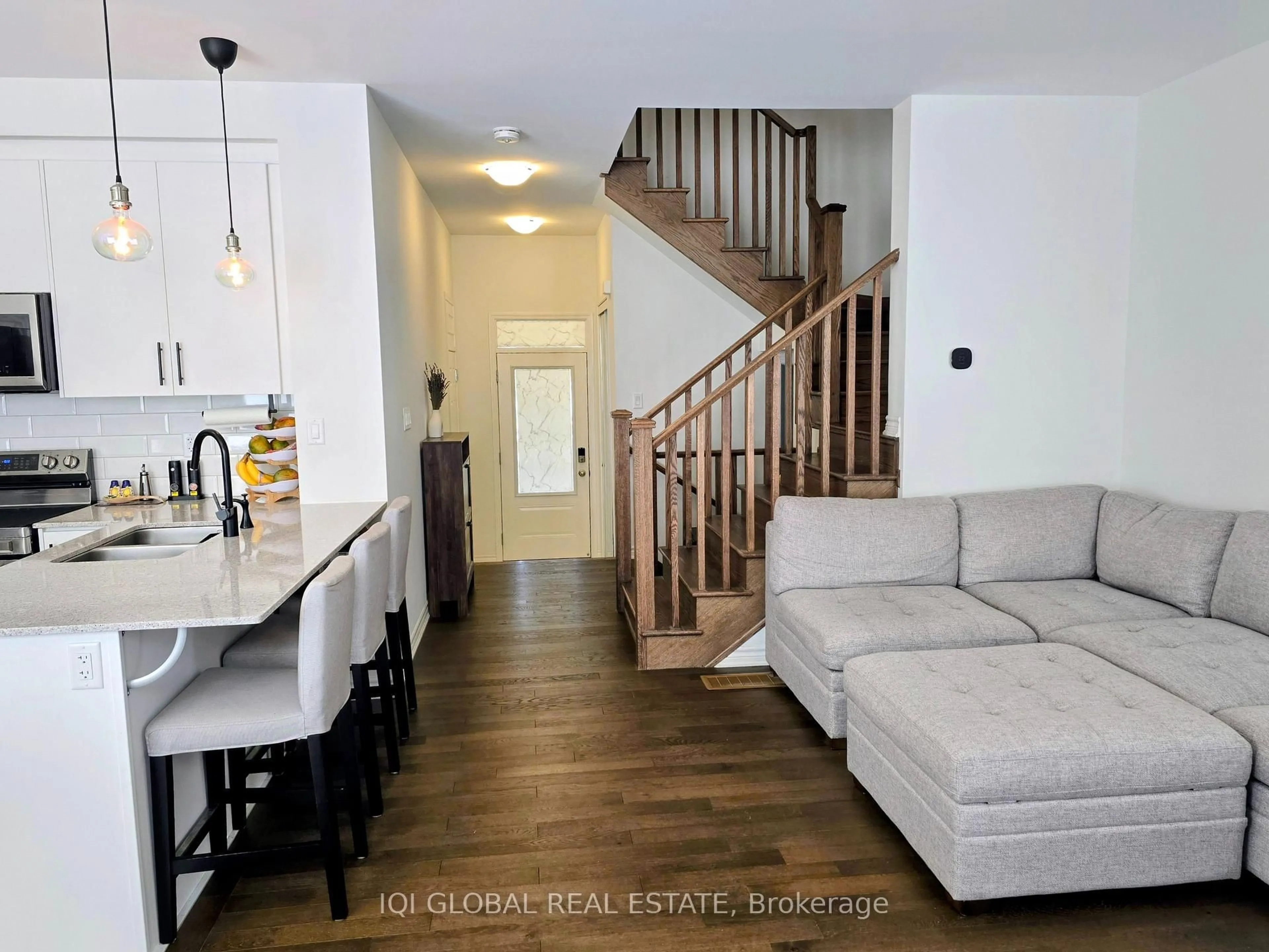Unknown for 357 Reid Dr, Barrie Ontario L9J 1A2