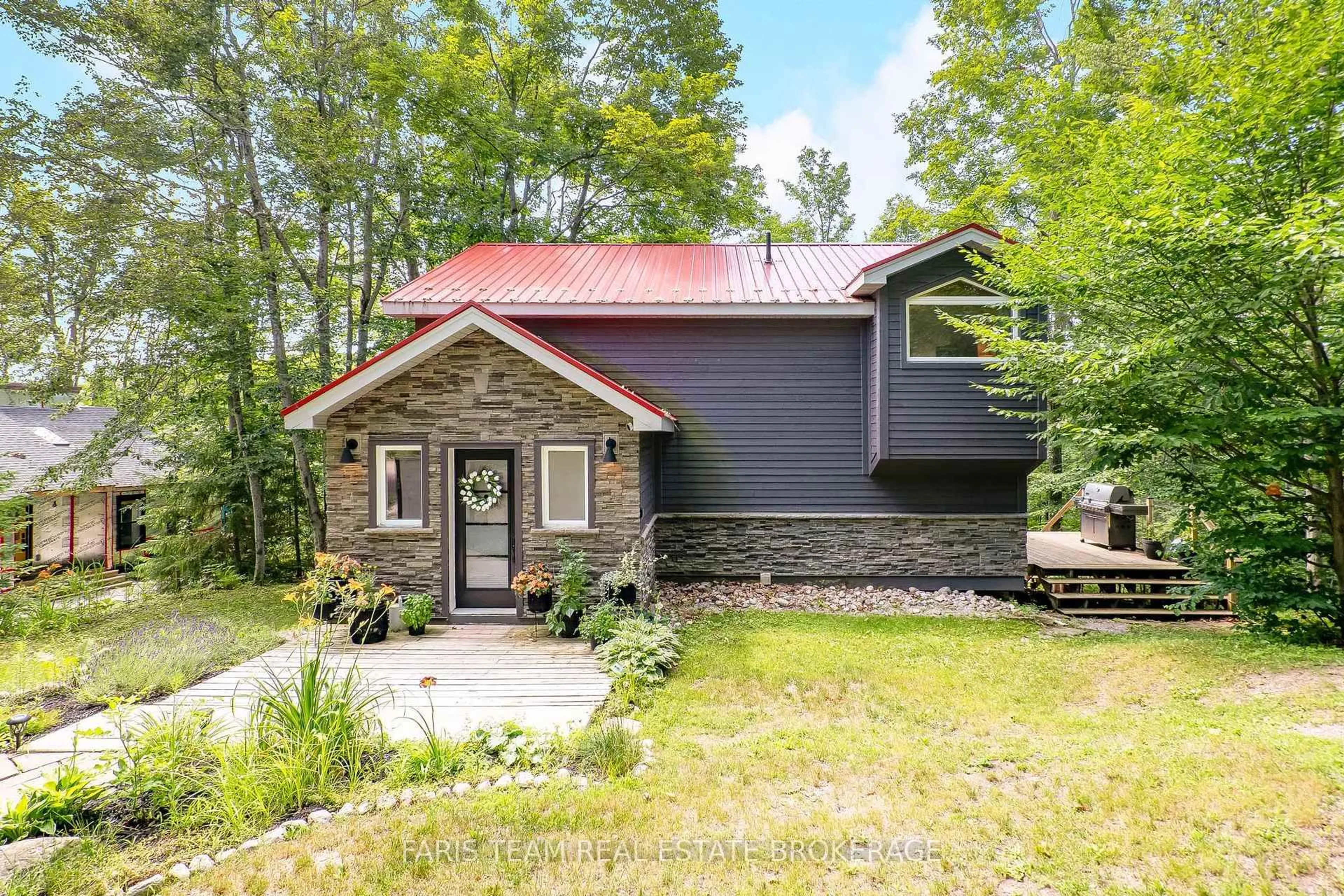Unknown for 49 Huronwoods Dr, Oro-Medonte Ontario L0K 1E0