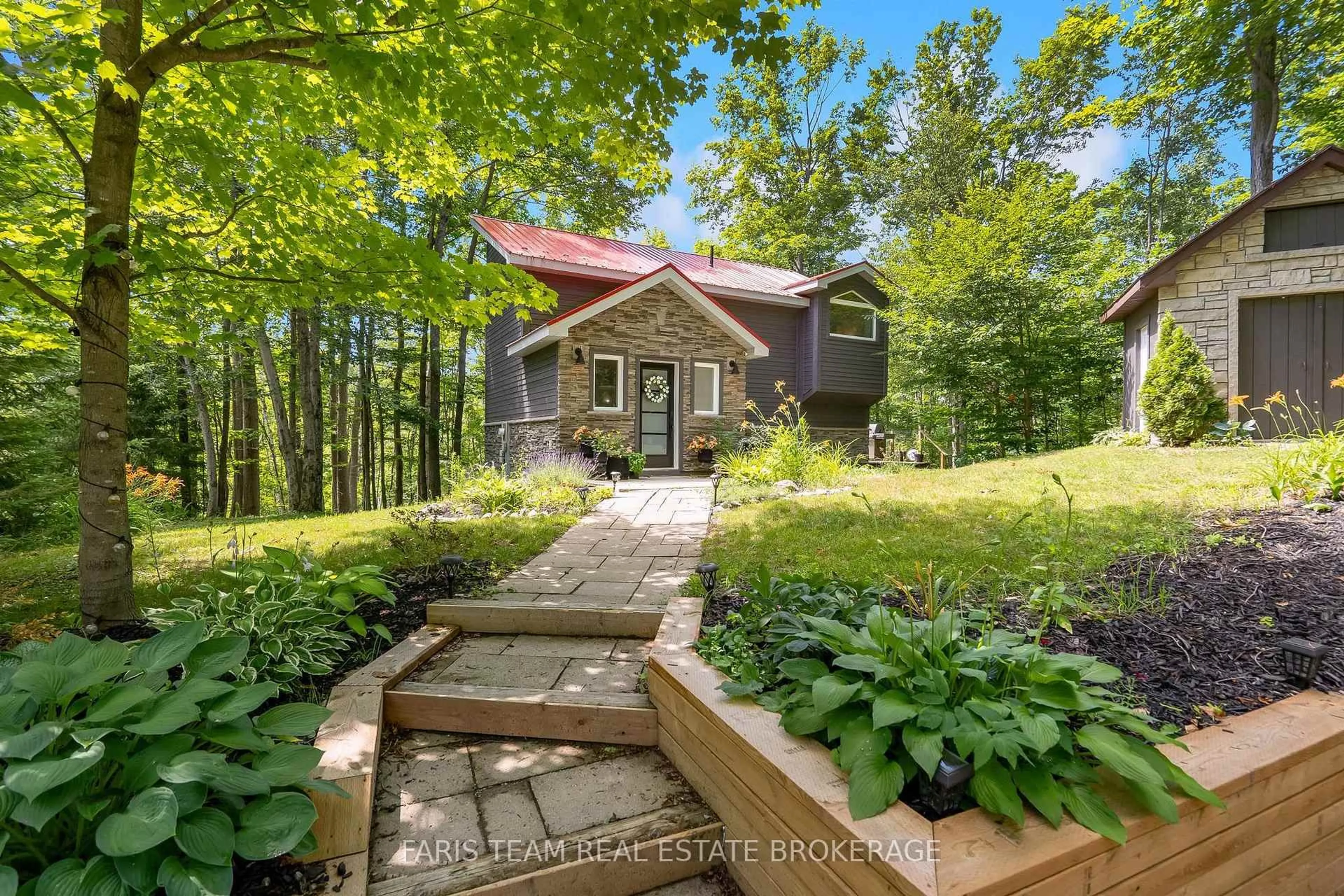 Unknown for 49 Huronwoods Dr, Oro-Medonte Ontario L0K 1E0