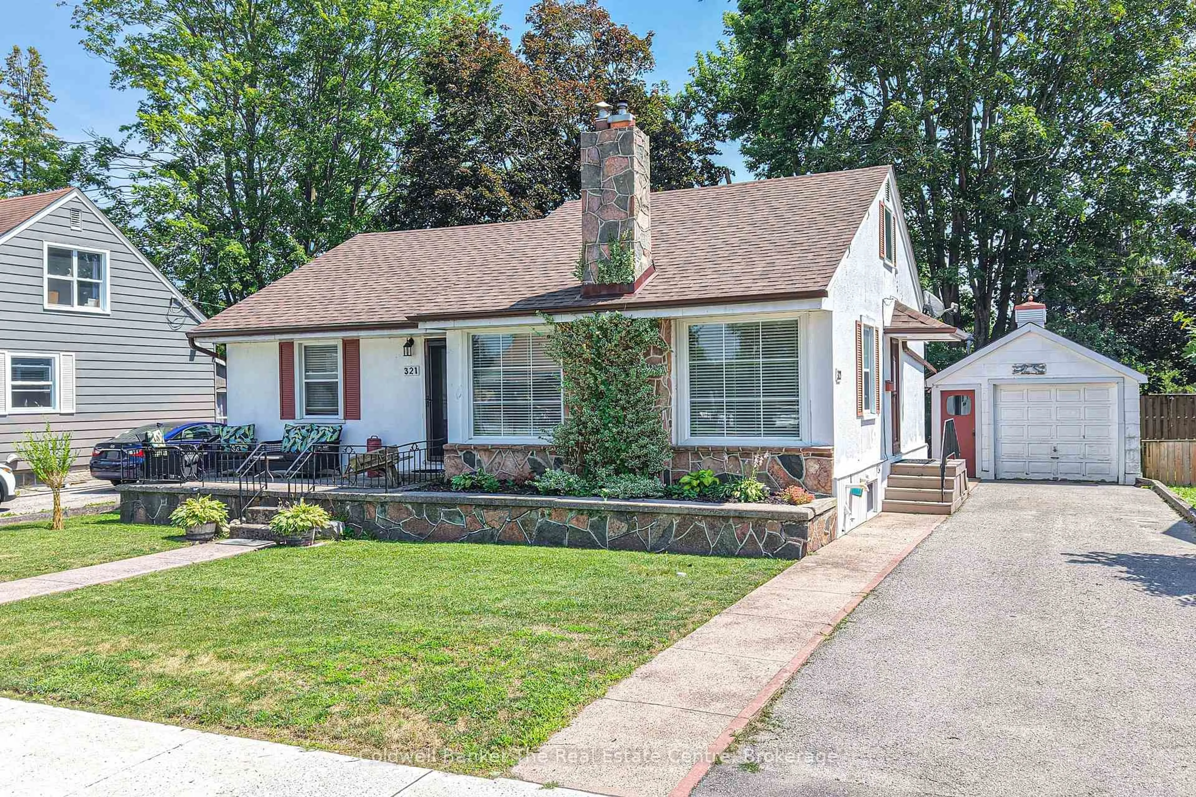 Home with brick exterior material, street for 321 Franklin St, Orillia Ontario L3V 1K5