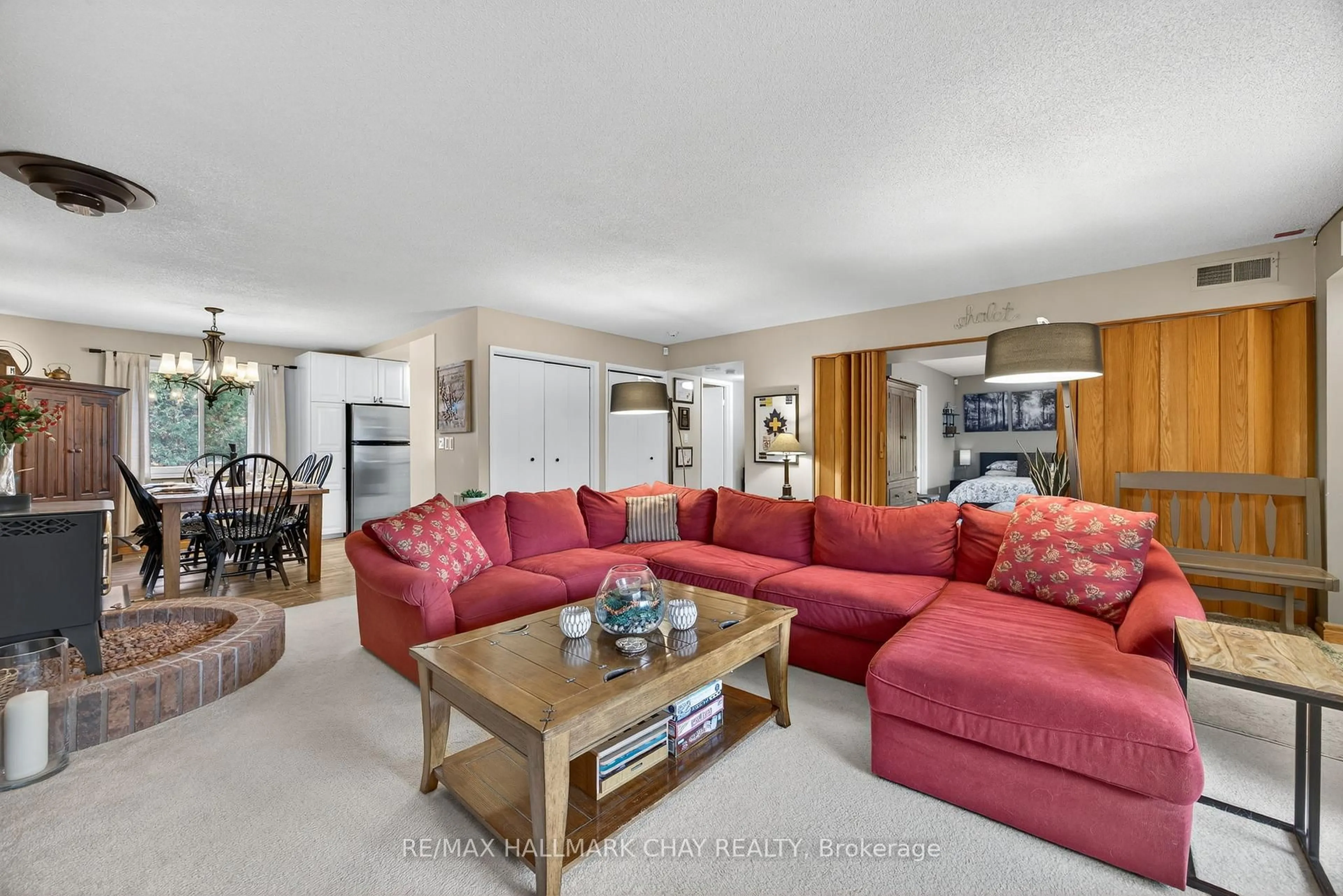 Living room with furniture, unknown for 1102 Horseshoe Valley Rd #312, Oro-Medonte Ontario L4M 4Y8