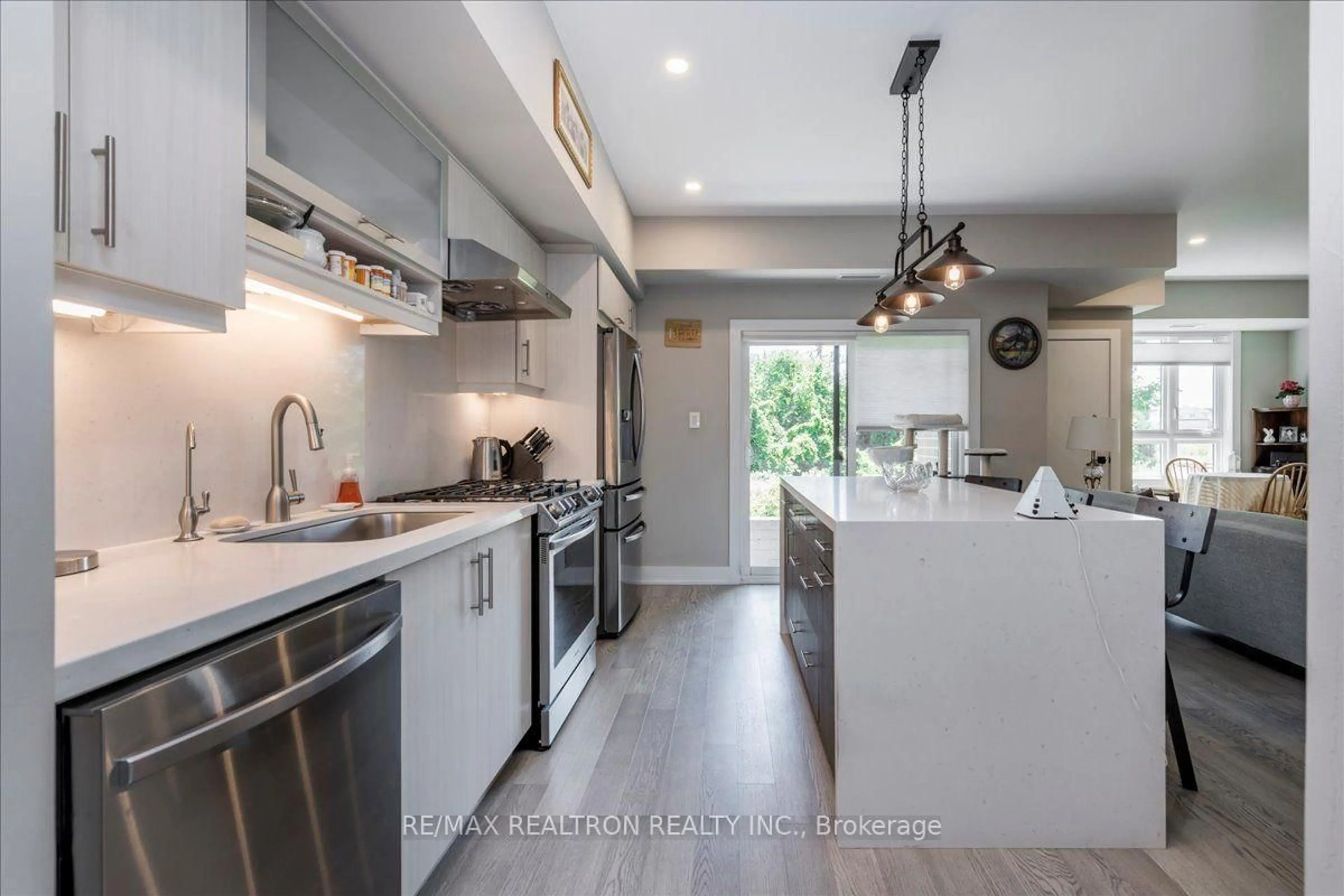 Open concept kitchen, unknown for 5 Chef Lane #114, Barrie Ontario L9J 0J8