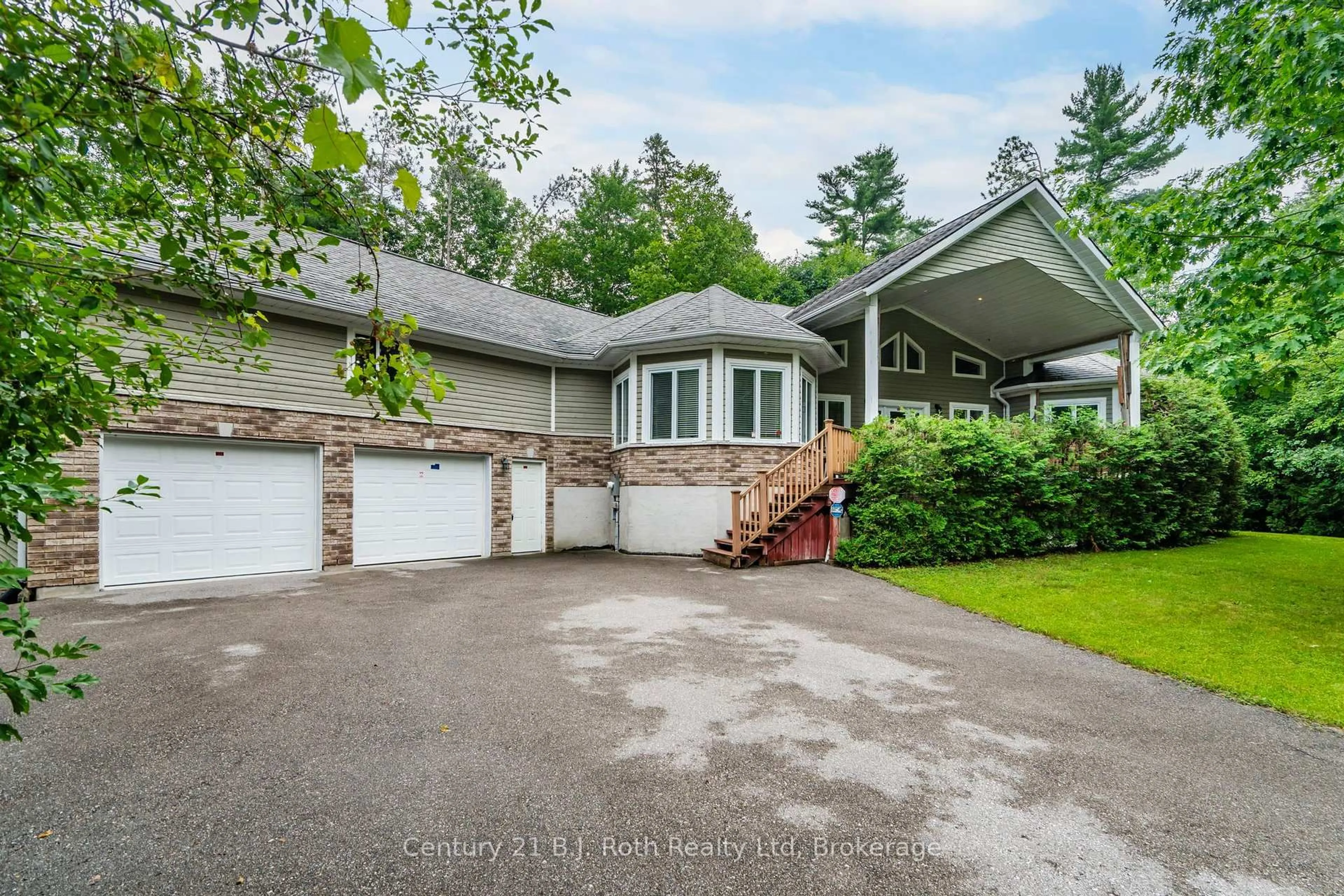 Unknown for 11 Rue Karola Rd, Tiny Ontario L0L 2J0