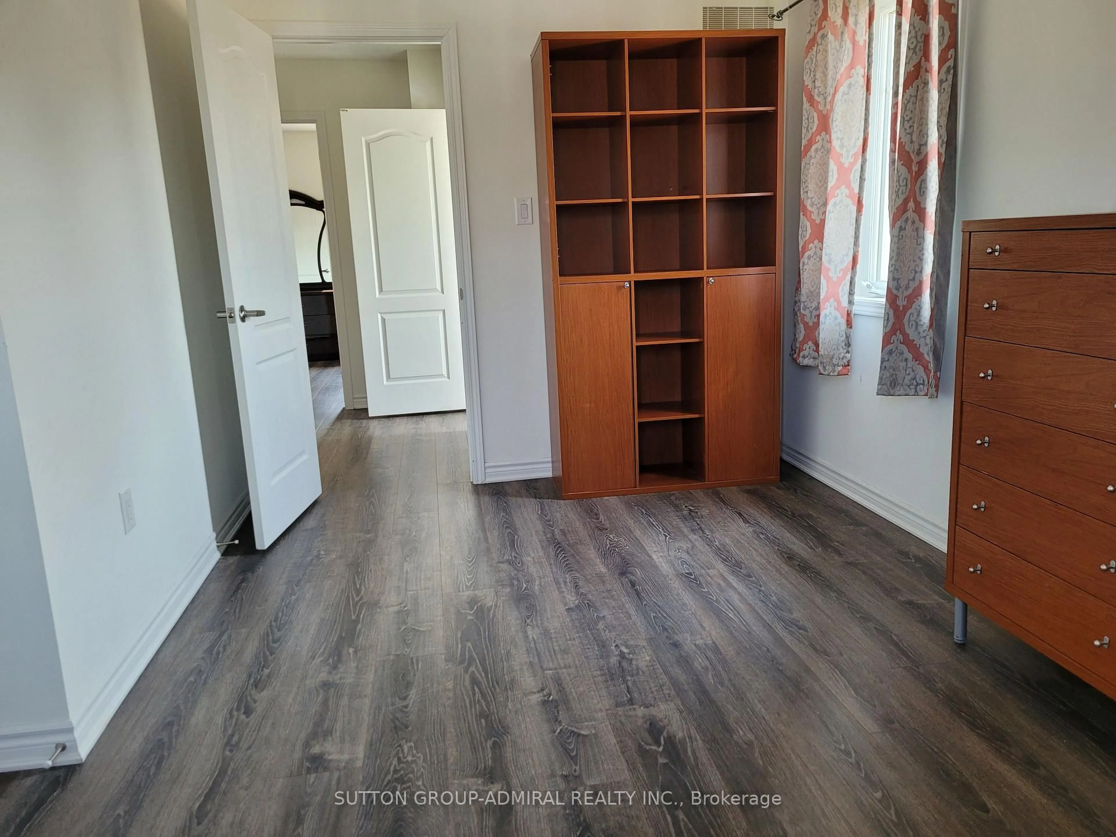 Unknown for 104 Village Gate Dr, Wasaga Beach Ontario L9Z 0J7