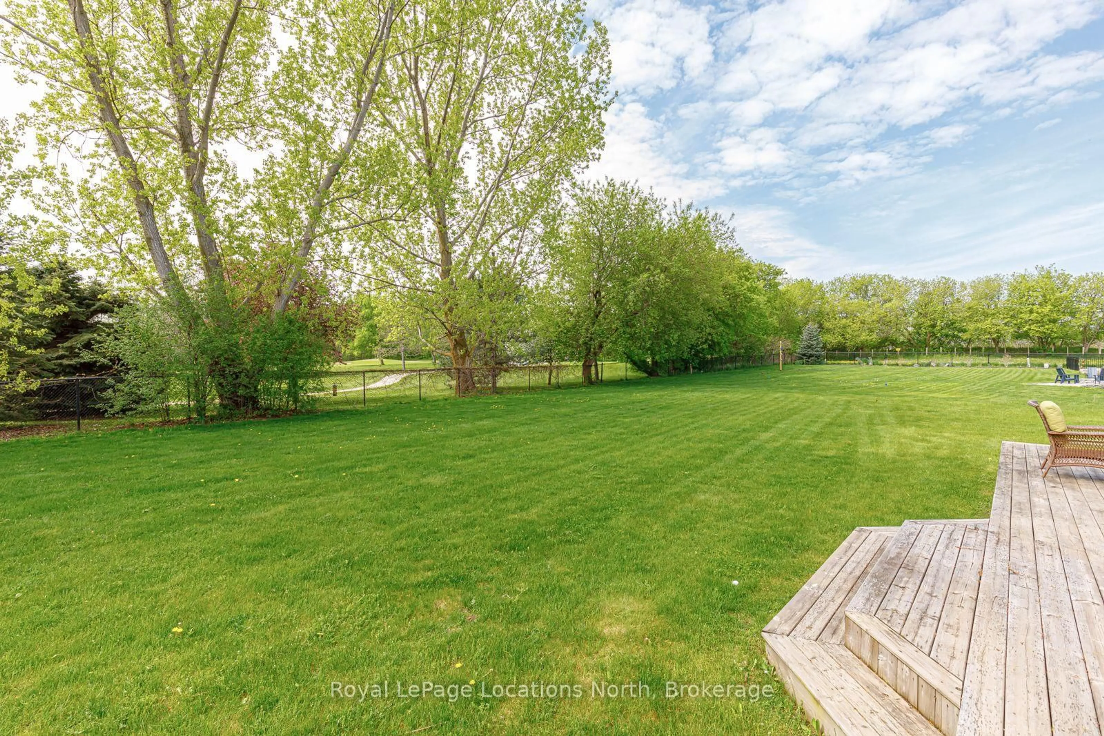 A pic from outside/outdoor area/front of a property/back of a property/a pic from drone, water/lake/river/ocean view for 59 Kells Cres, Collingwood Ontario L9Y 0A9