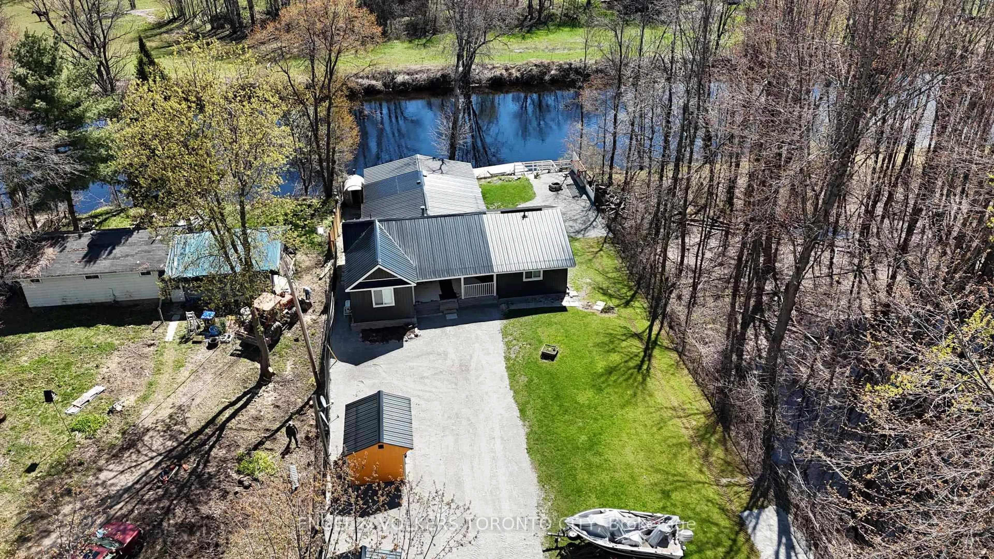 A pic from outside/outdoor area/front of a property/back of a property/a pic from drone, water/lake/river/ocean view for 7229 Davy Dr, Ramara Ontario L0K 2B0