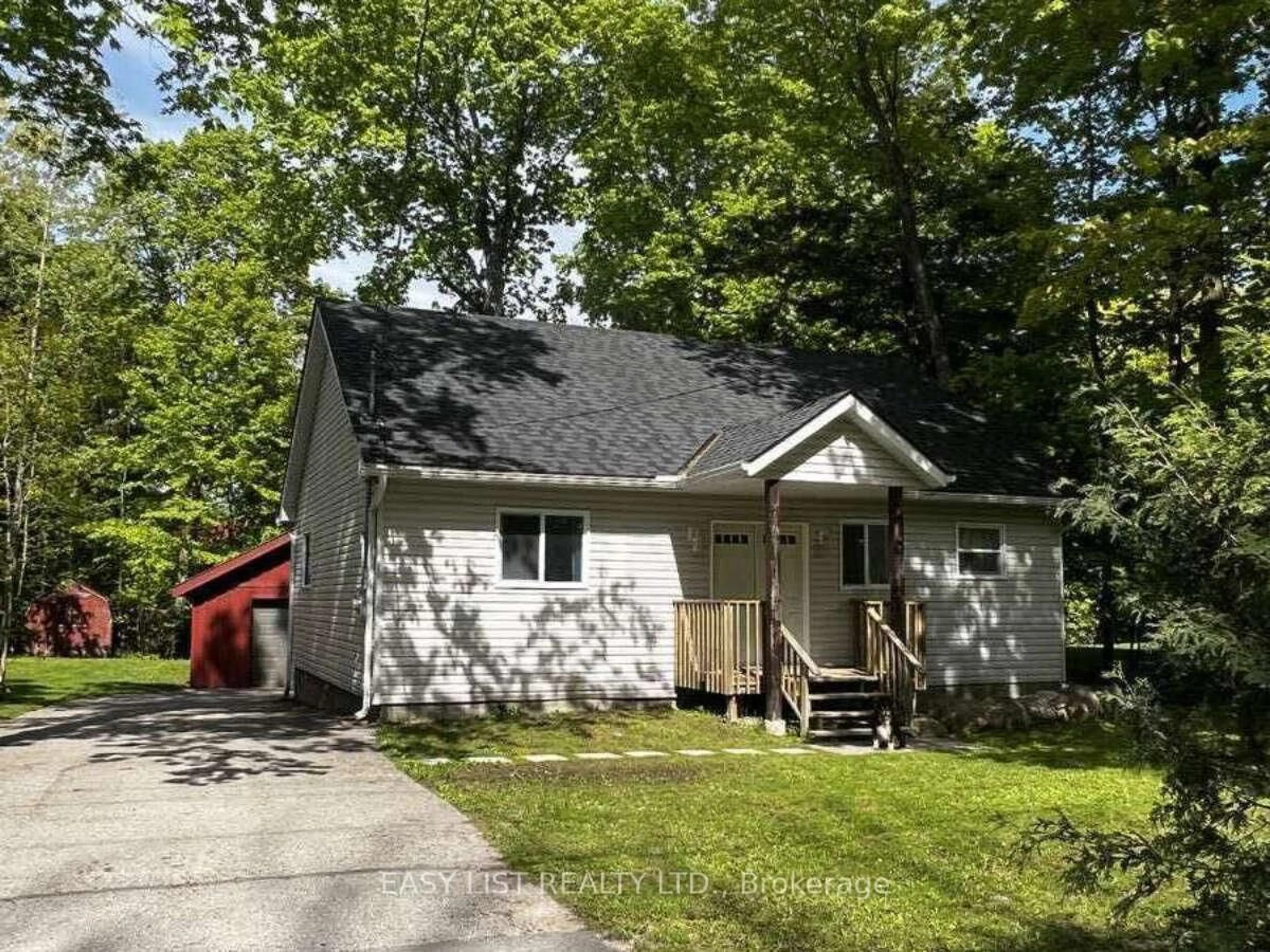 Unknown for 2135 Champlain Rd, Tiny Ontario L9M 0B1
