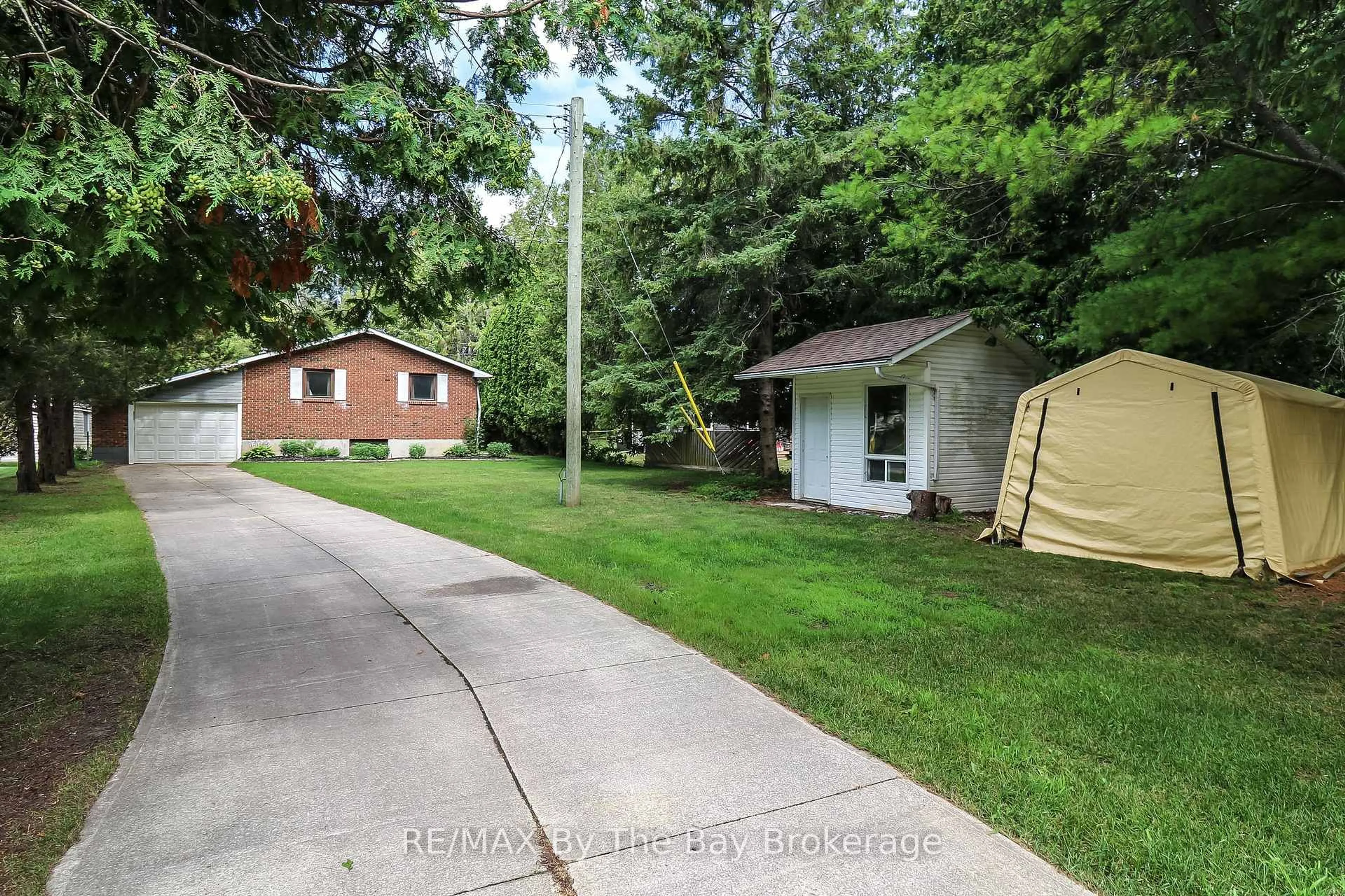 Unknown for 116 Stroud Cres, Wasaga Beach Ontario L9Z 2T4