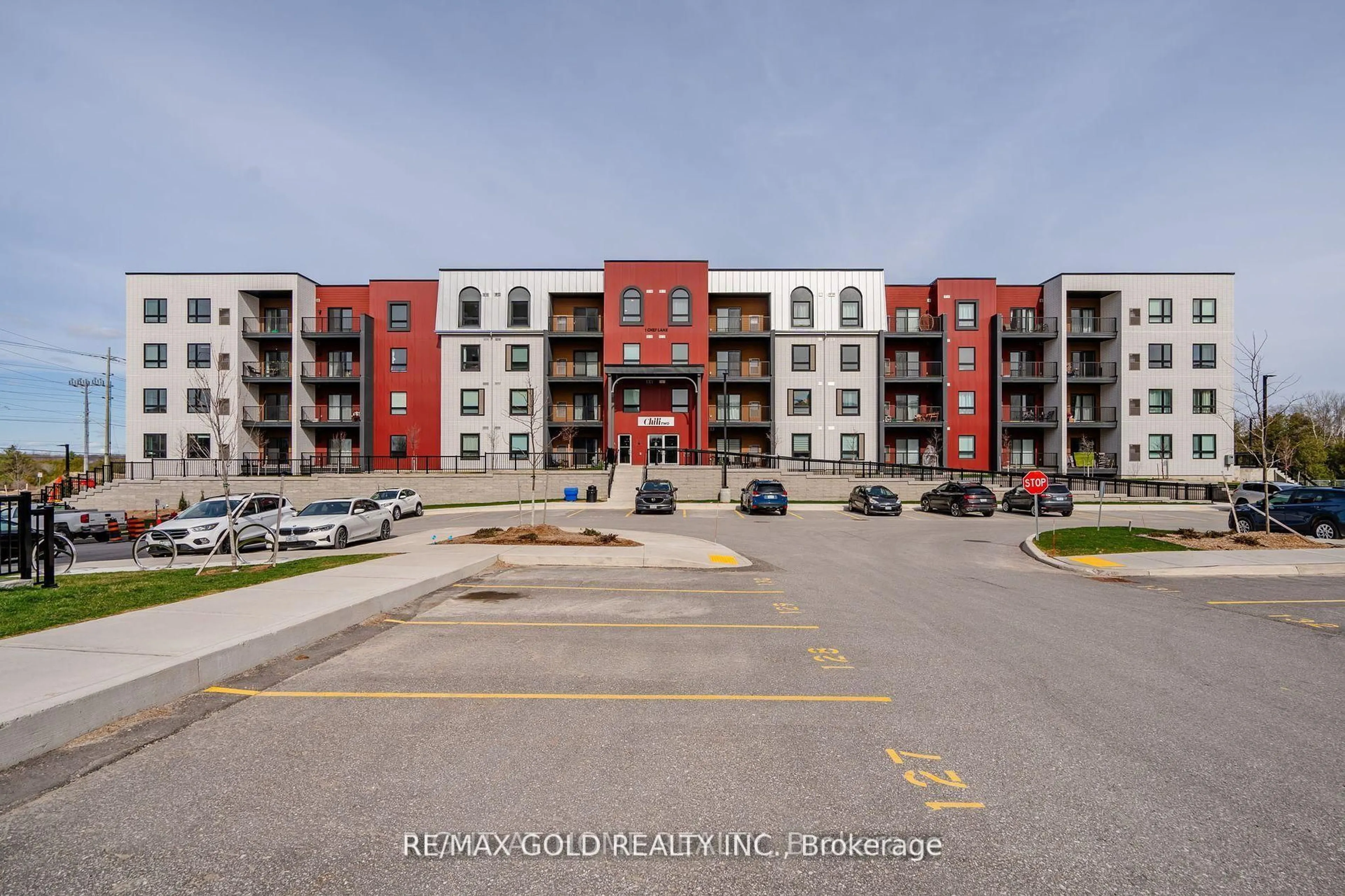 A pic from outside/outdoor area/front of a property/back of a property/a pic from drone, street for 1 Chef Lane #213, Barrie Ontario L9J 0M5