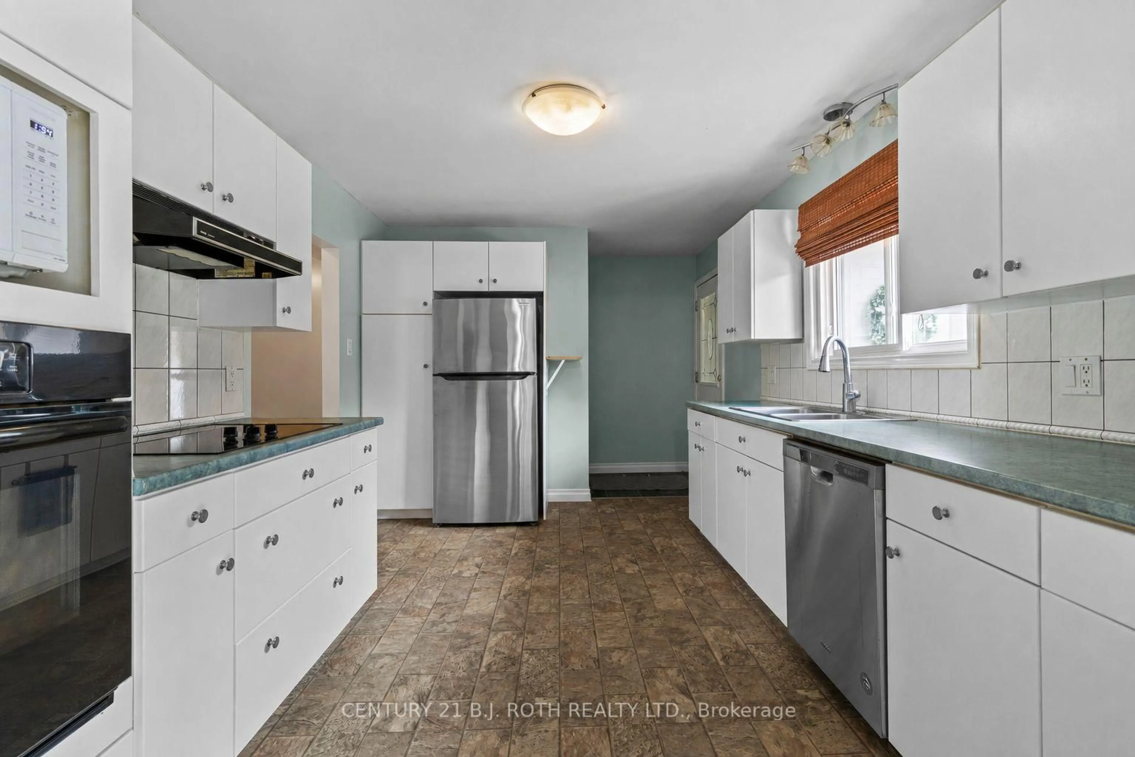 Standard kitchen, ceramic/tile floor for 4964 Highway 12 East, Ramara Ontario L3V 8C8