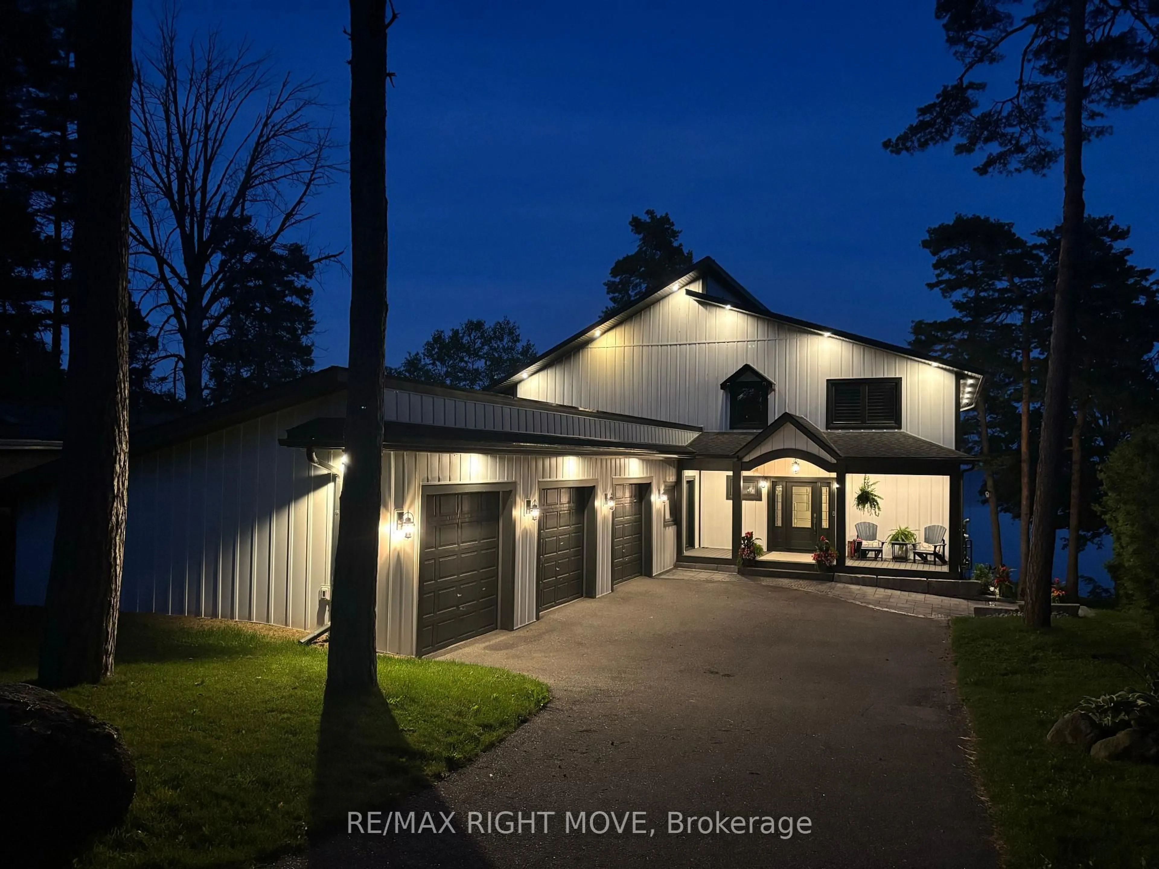 Home with brick exterior material, street for 1189 Woodland Dr, Oro-Medonte Ontario L3V 0R8