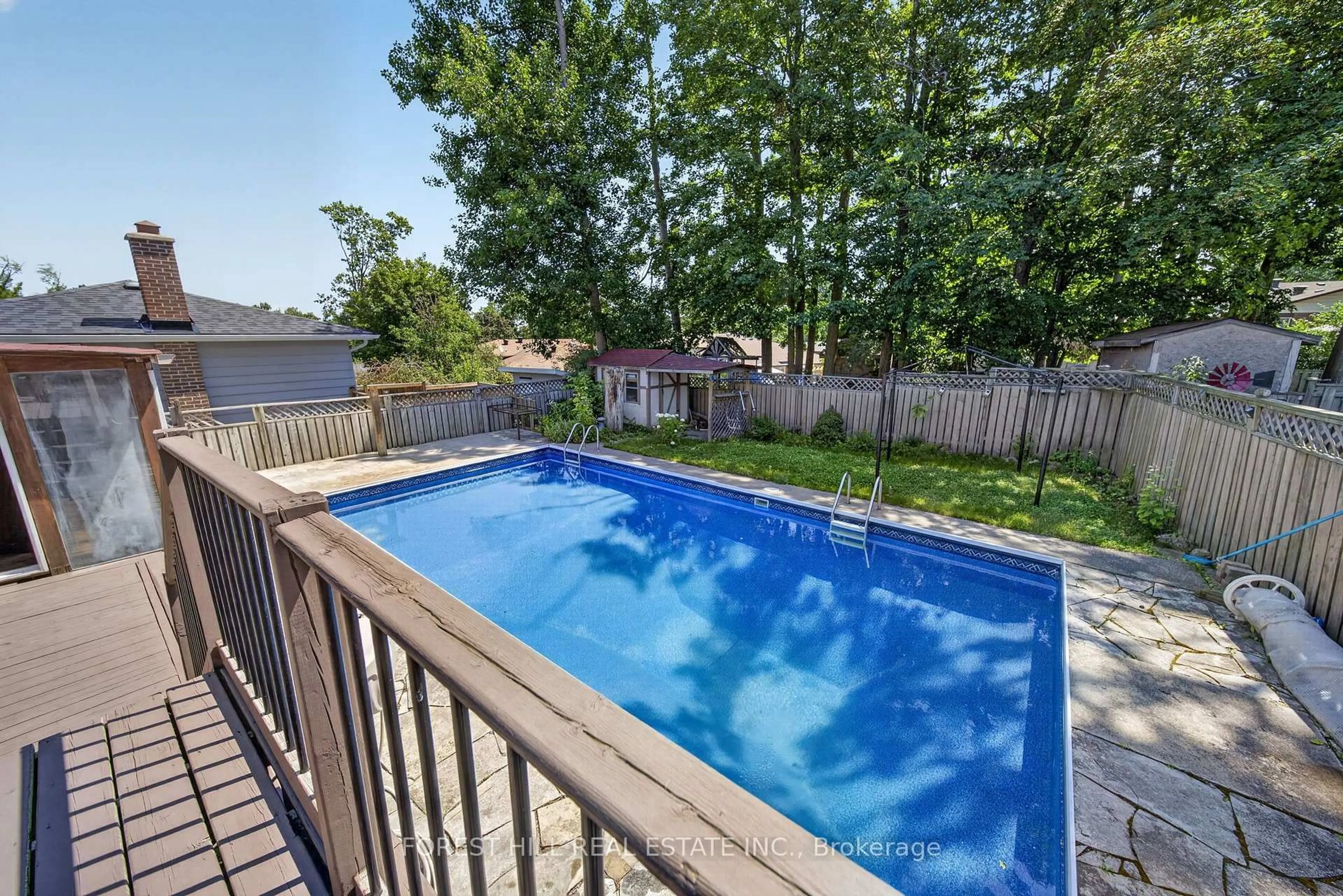 Pool for 63 Springdale Dr, Barrie Ontario L4M 5A9