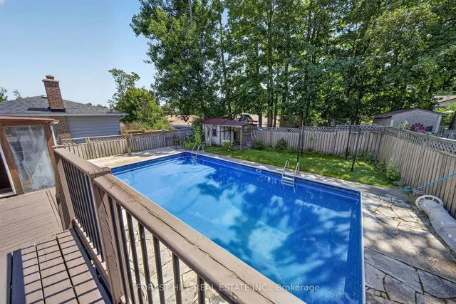63 Springdale Dr, Barrie 4