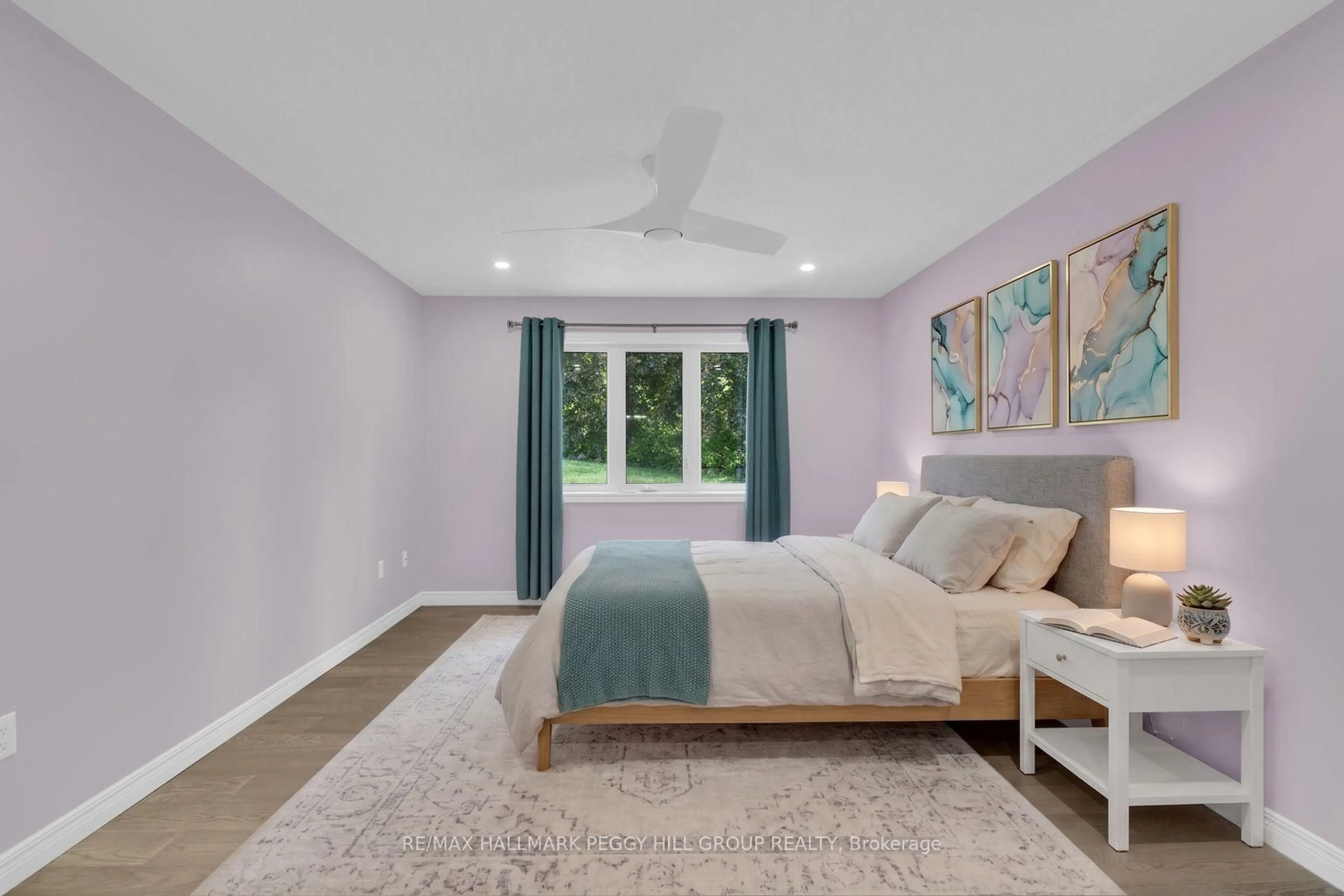 Bedroom with bed, unknown for 816 Jane Blvd, Midland Ontario L4R 5M4