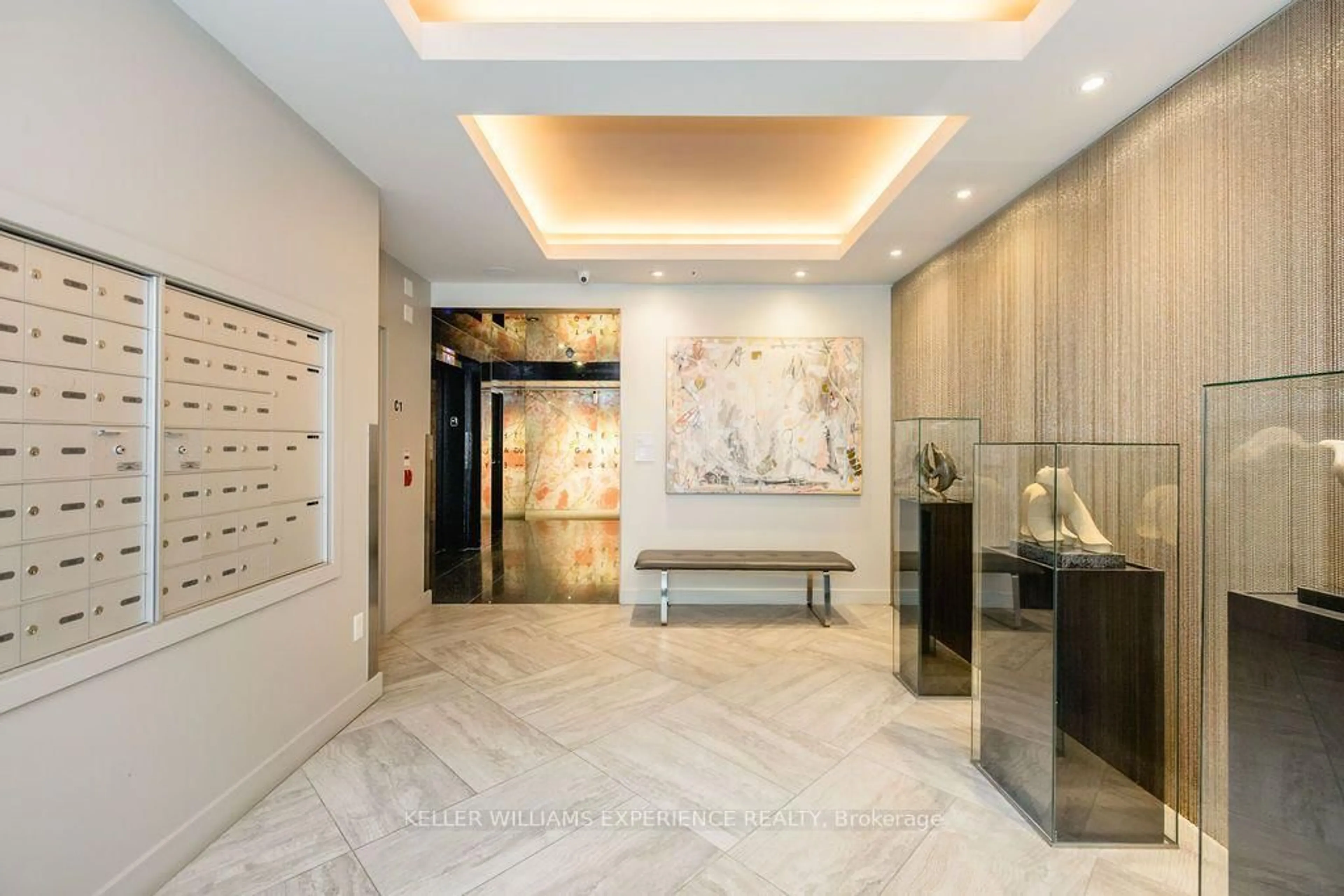 Indoor foyer for 300 Essa Rd #201, Barrie Ontario L9J 0B9